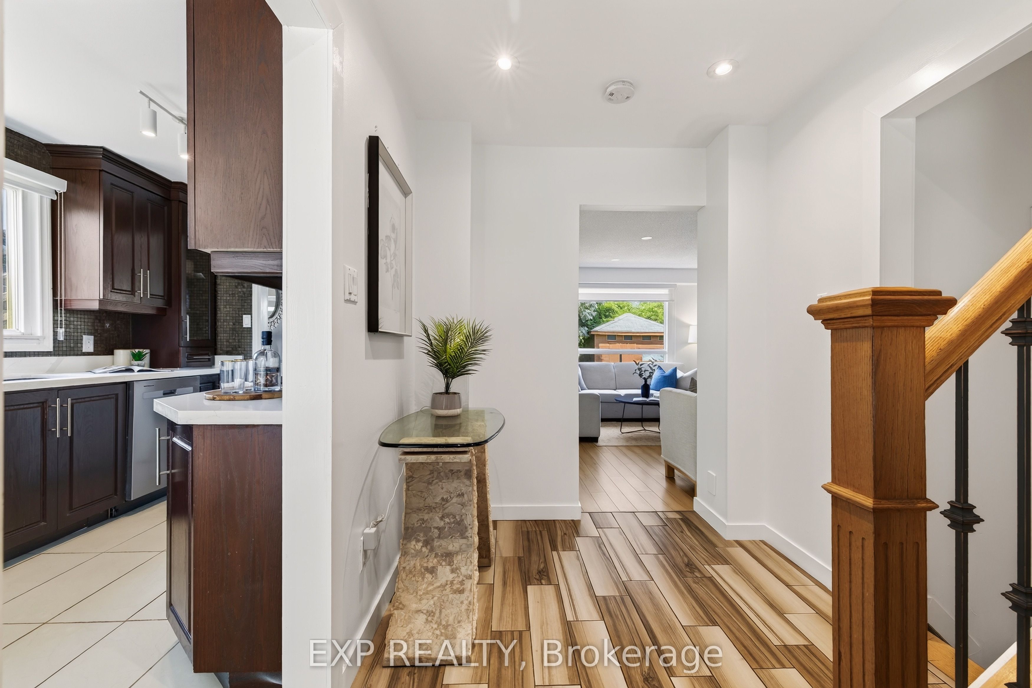 9 Holm Street, Cambridge, ON N3C 3N3 photo 4