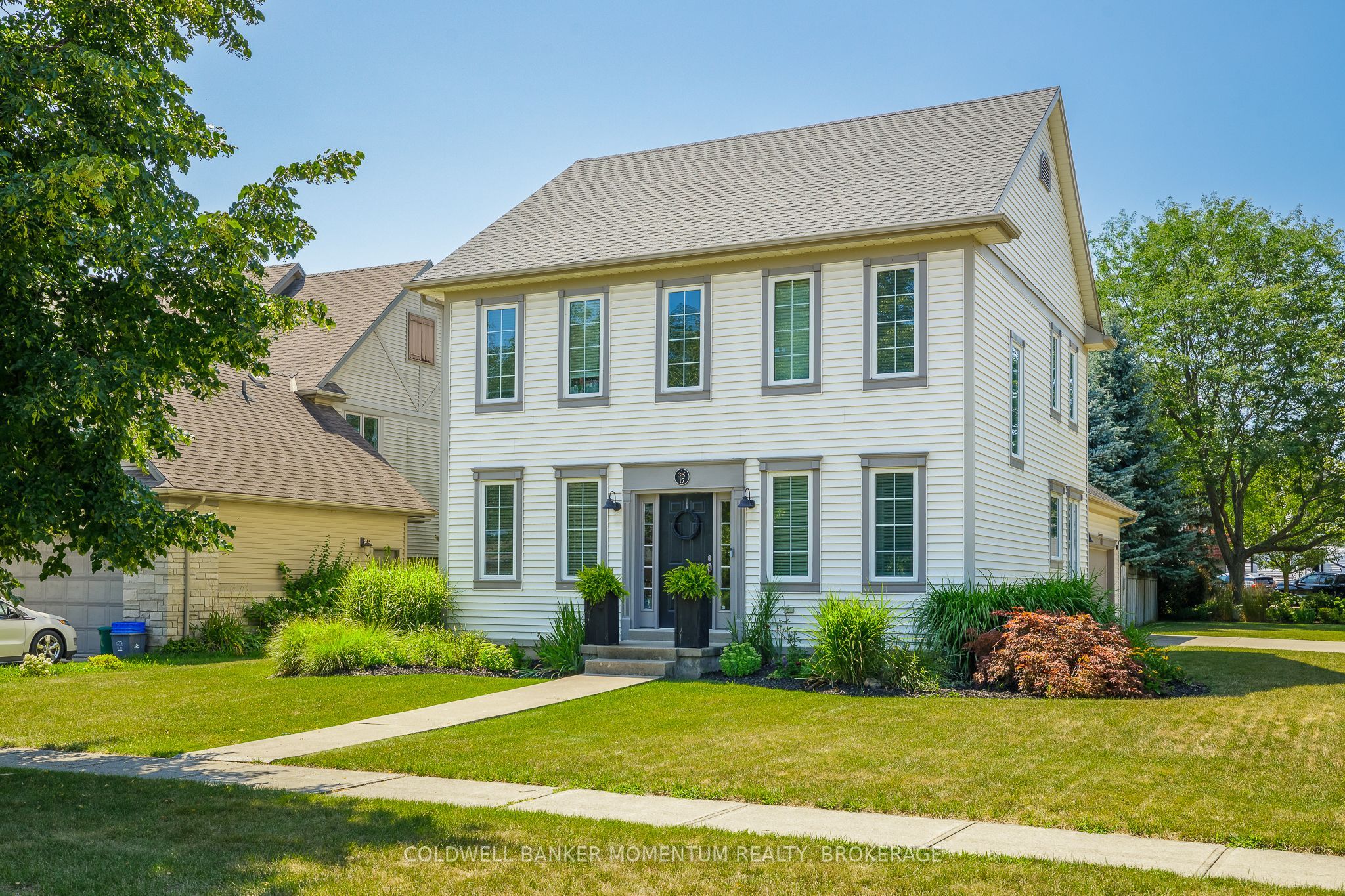 15 Virginia Street, Welland, ON L3C 7A5