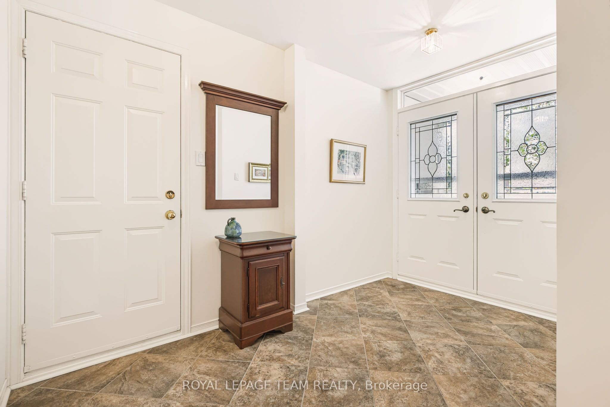 19 Pine Needles Court, Stittsville - Munster - Richmond, ON K2S 1G5 photo 3