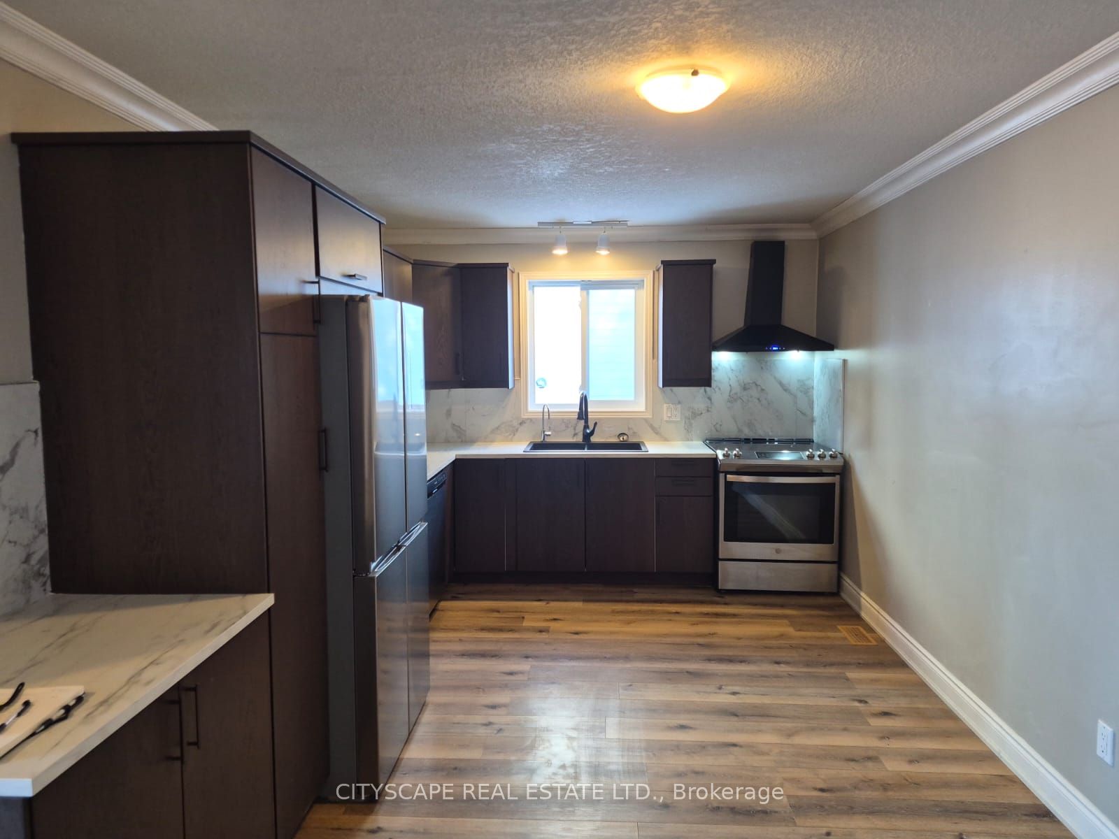 60 Castlewood Place, Cambridge, ON N1R 8K6 photo 5