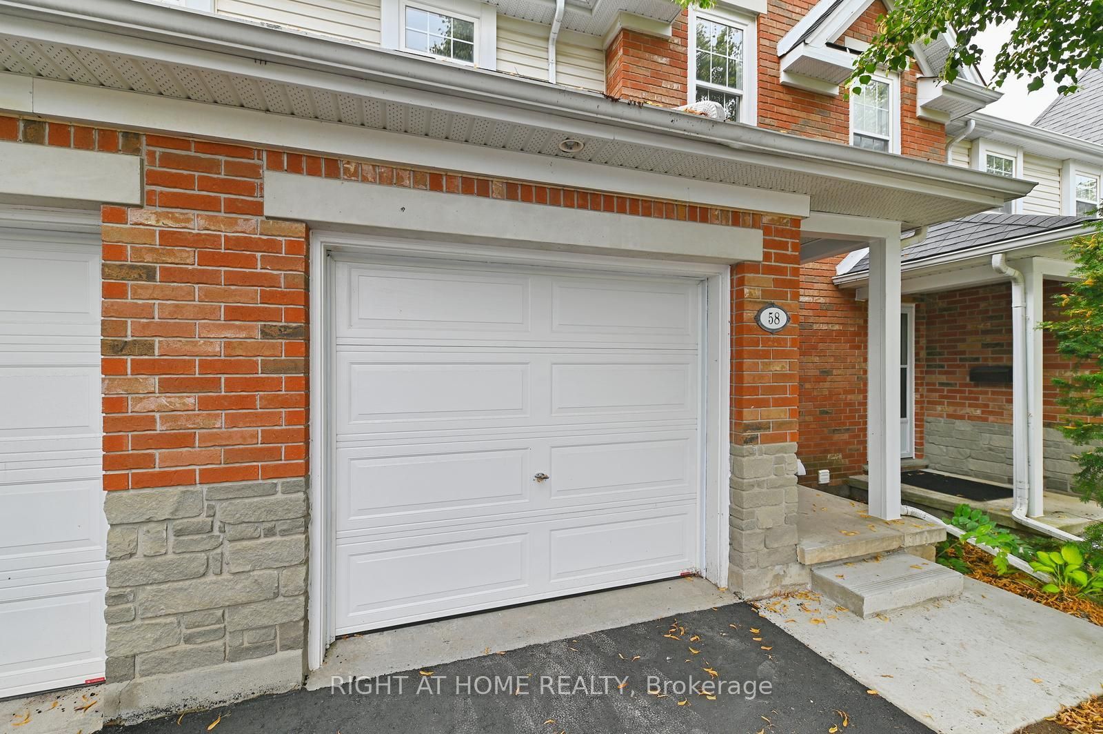 1055 Gordon Street 58, Guelph, ON N1G 4X9 photo 4