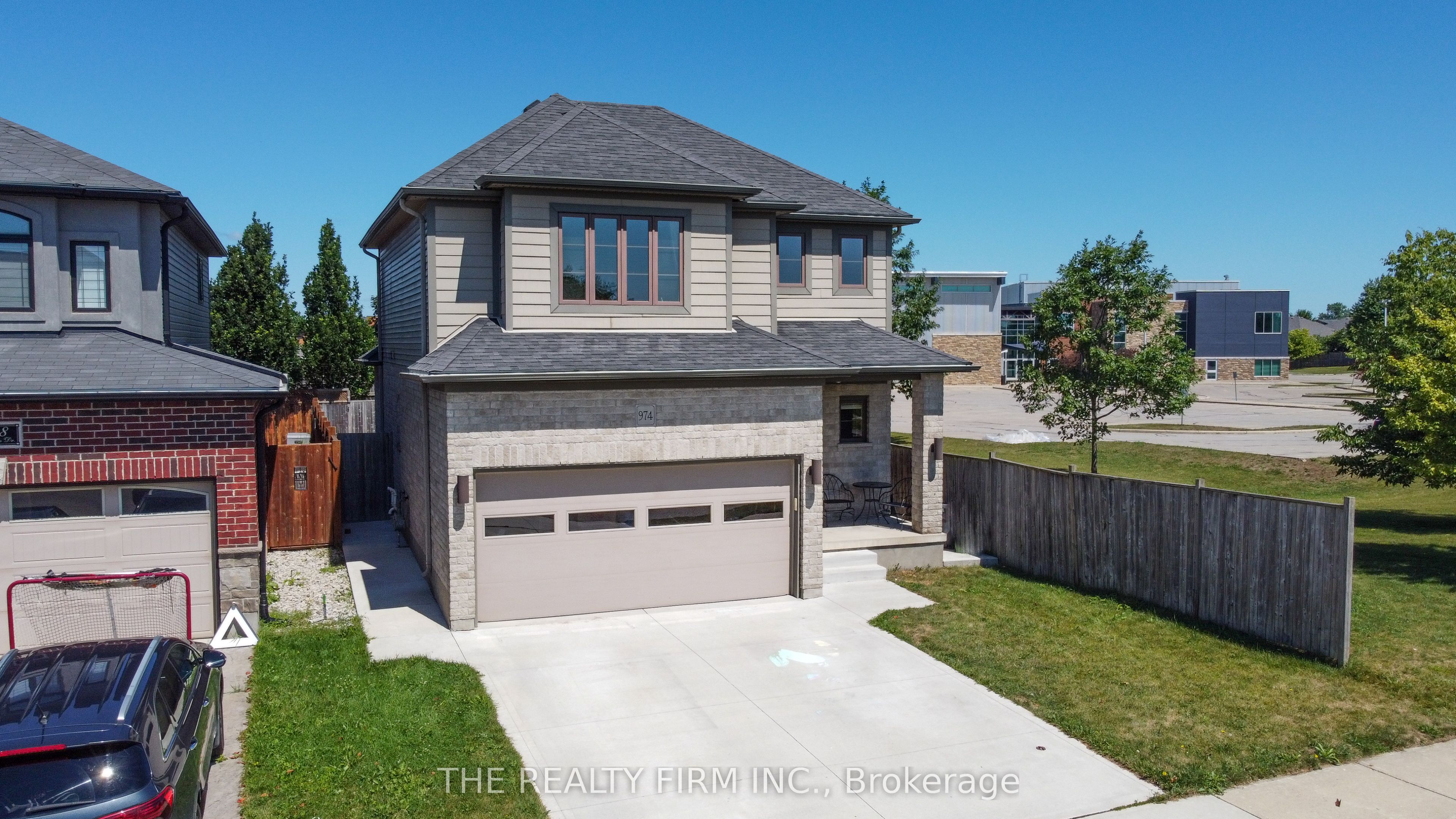 974 Bluegrass Drive, London North, ON N6H 0C9