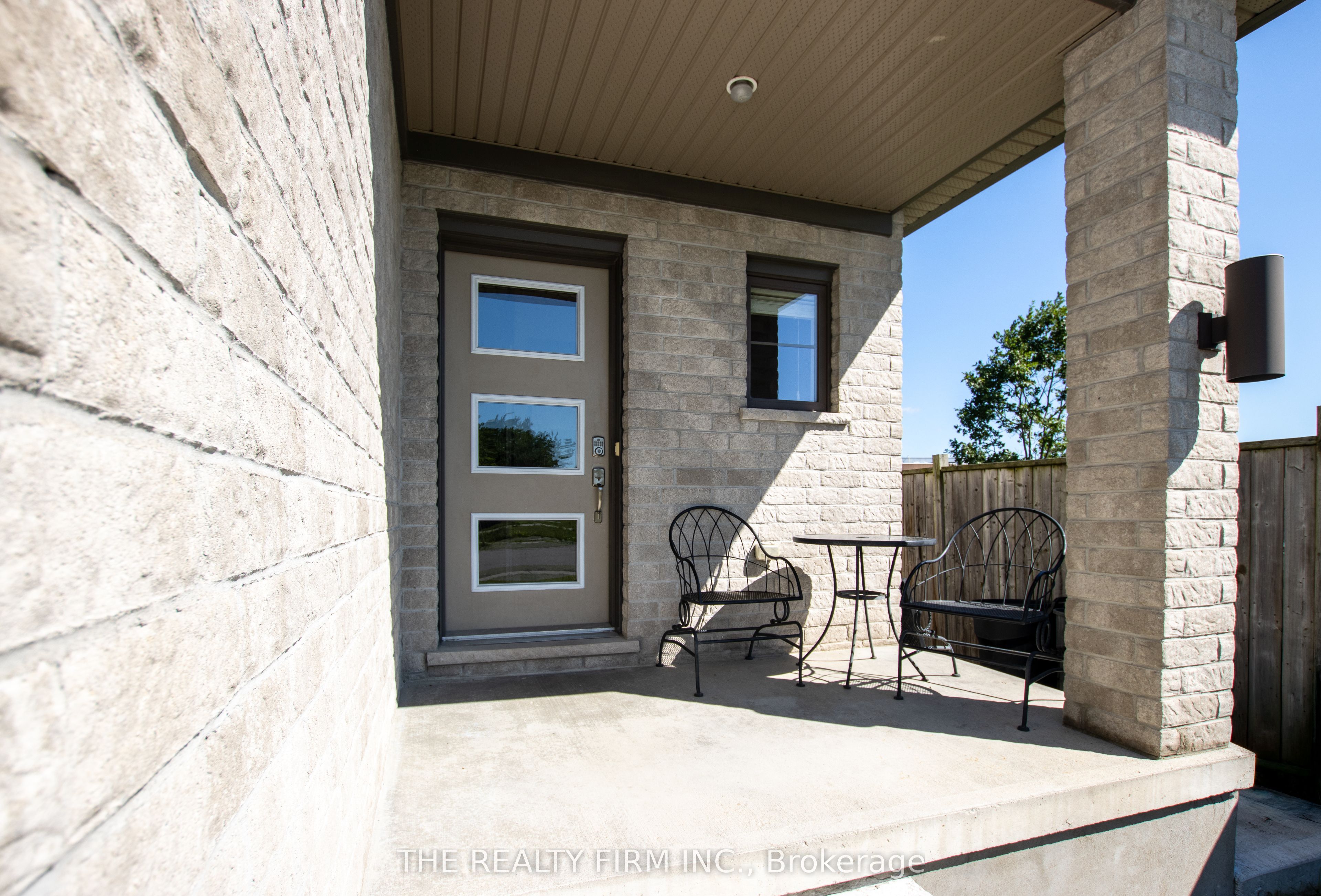 974 Bluegrass Drive, London North, ON N6H 0C9 photo 4