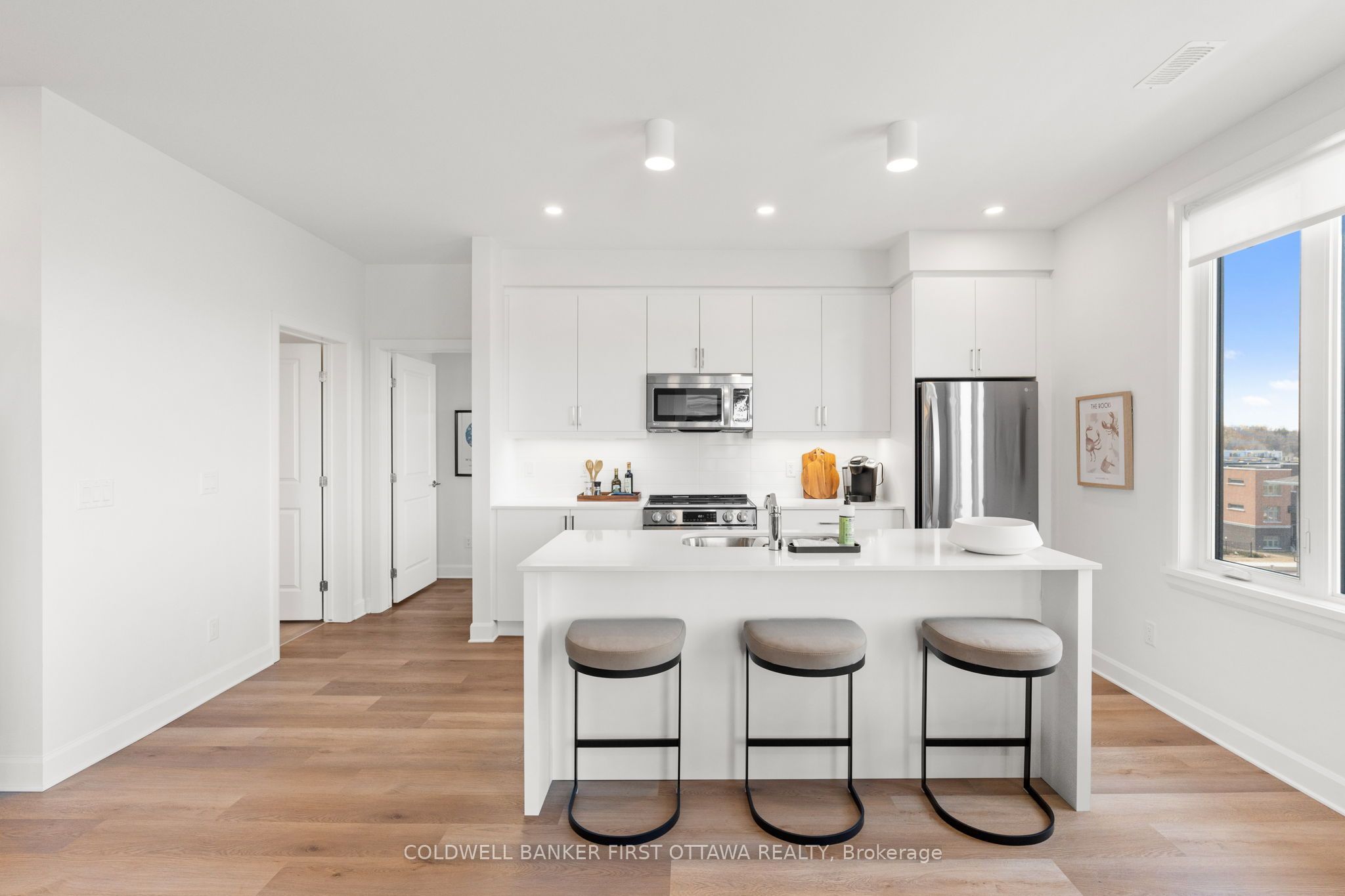 530 PIMIWIDON Street 208, Manor Park - Cardinal Glen and Area, ON K1K 5B4 photo 5