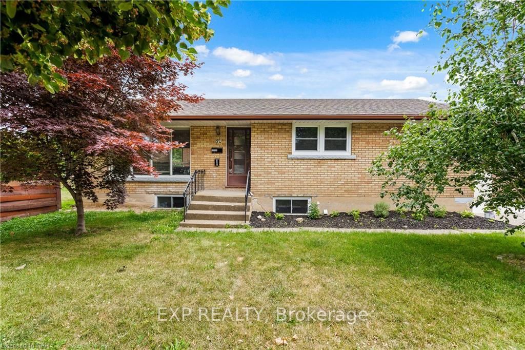 92 Margery Avenue, St. Catharines, ON L2R 6K1