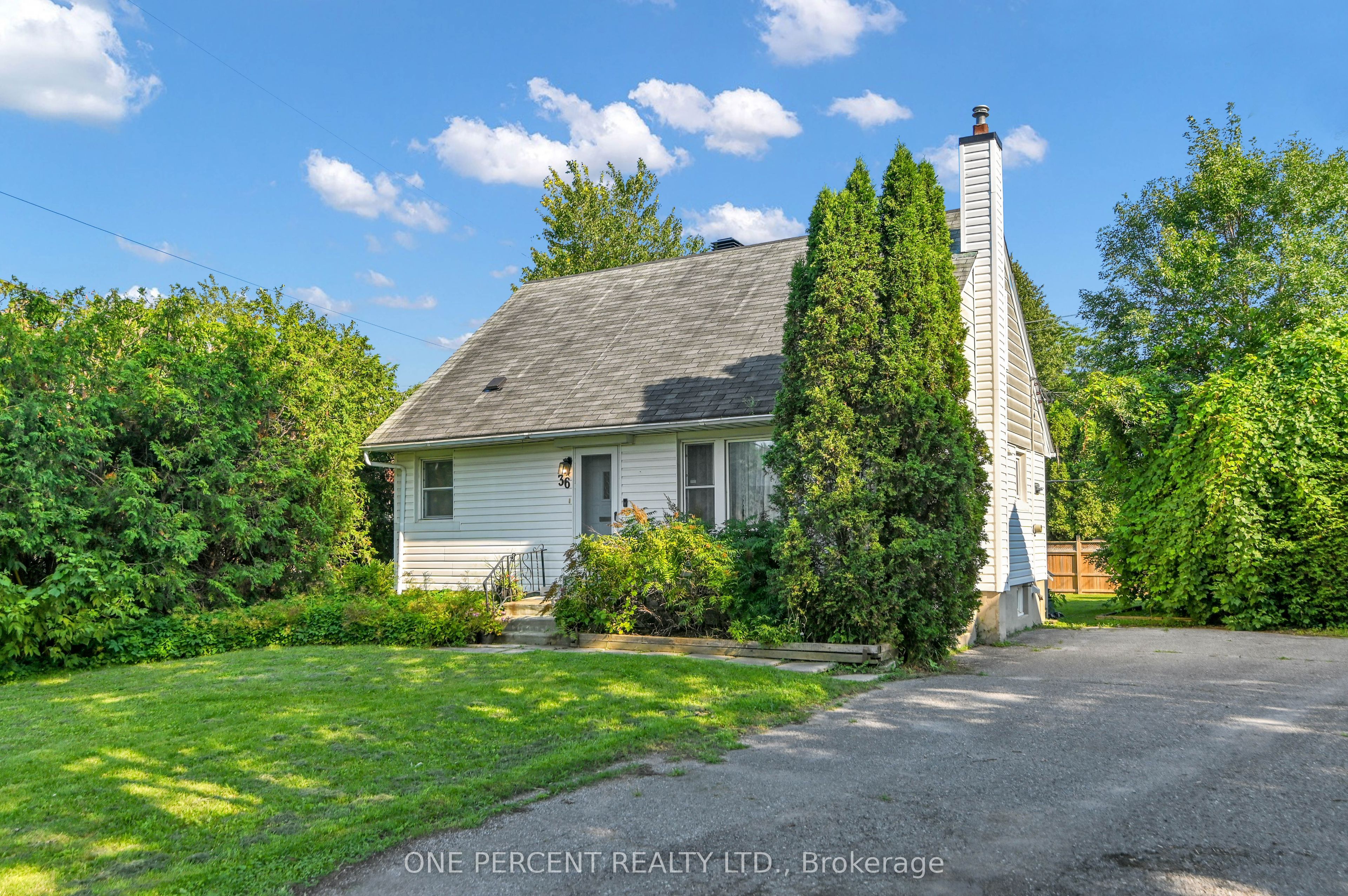 36 Argue Drive, Cityview - Parkwoods Hills - Rideau Shore, ON K2E 6S1