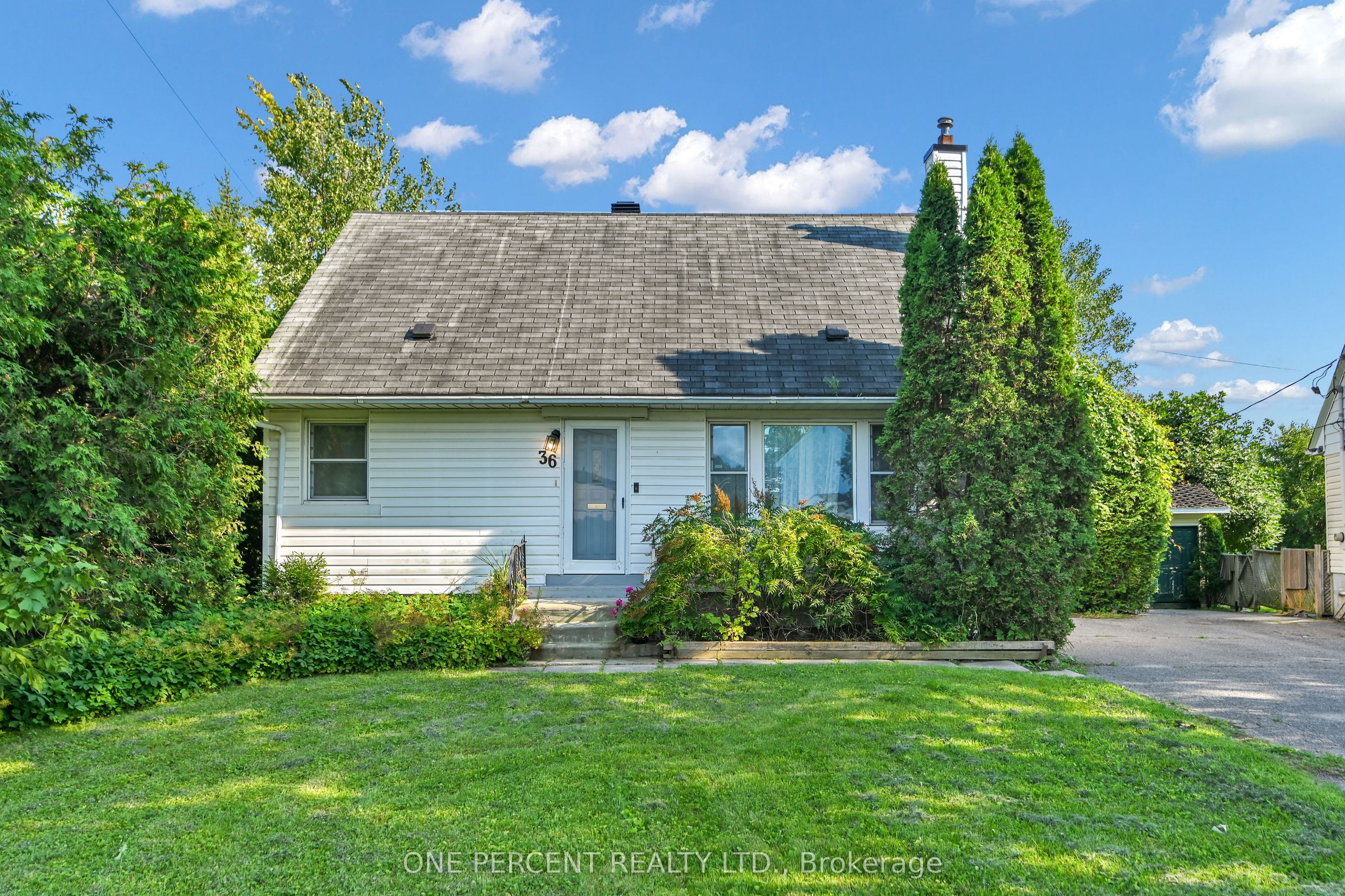 36 Argue Drive, Cityview - Parkwoods Hills - Rideau Shore, ON K2E 6S1 photo 2