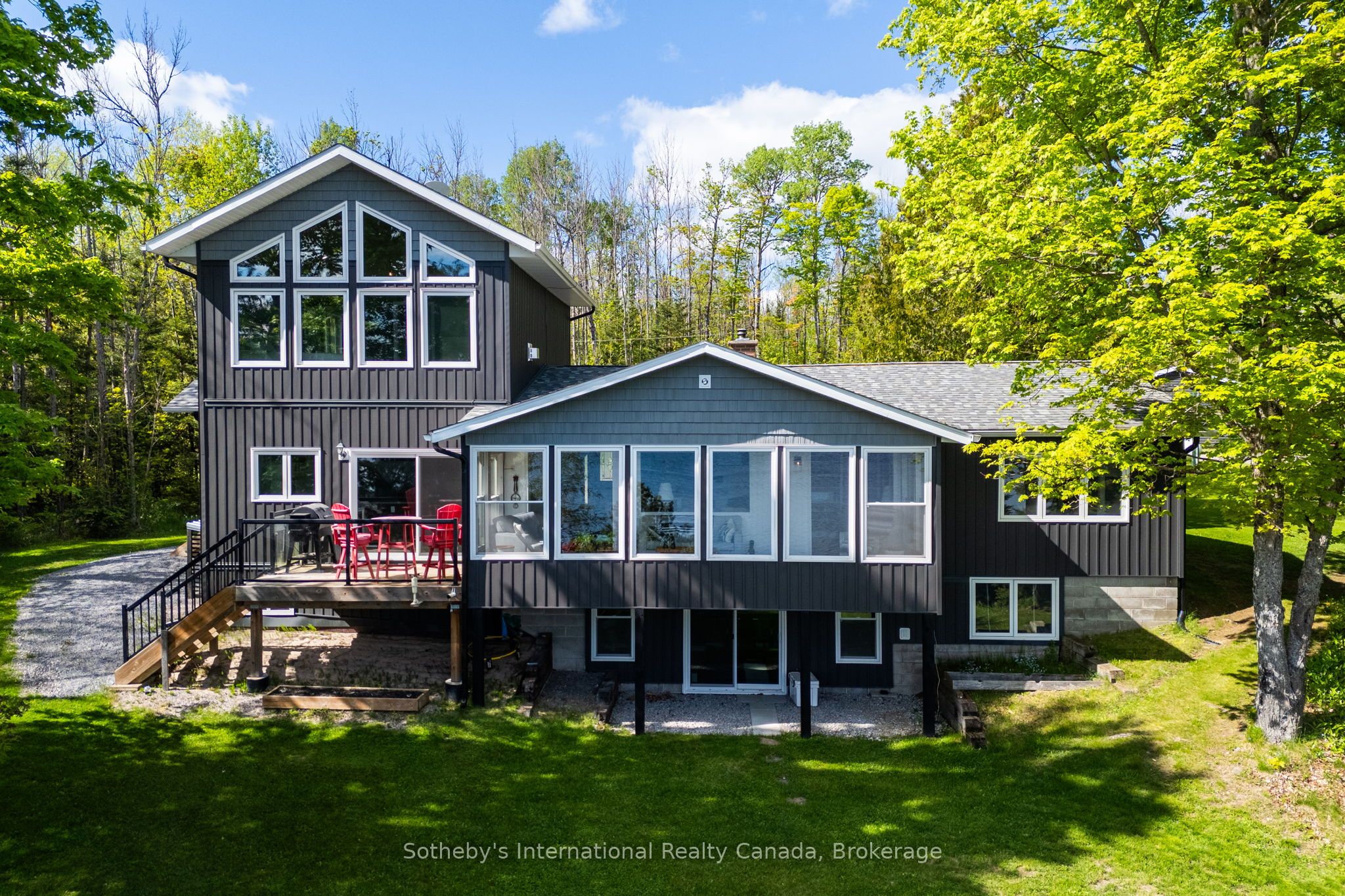 126 CHAPMAN Drive S, Magnetawan, ON P0A 1P0 photo 4
