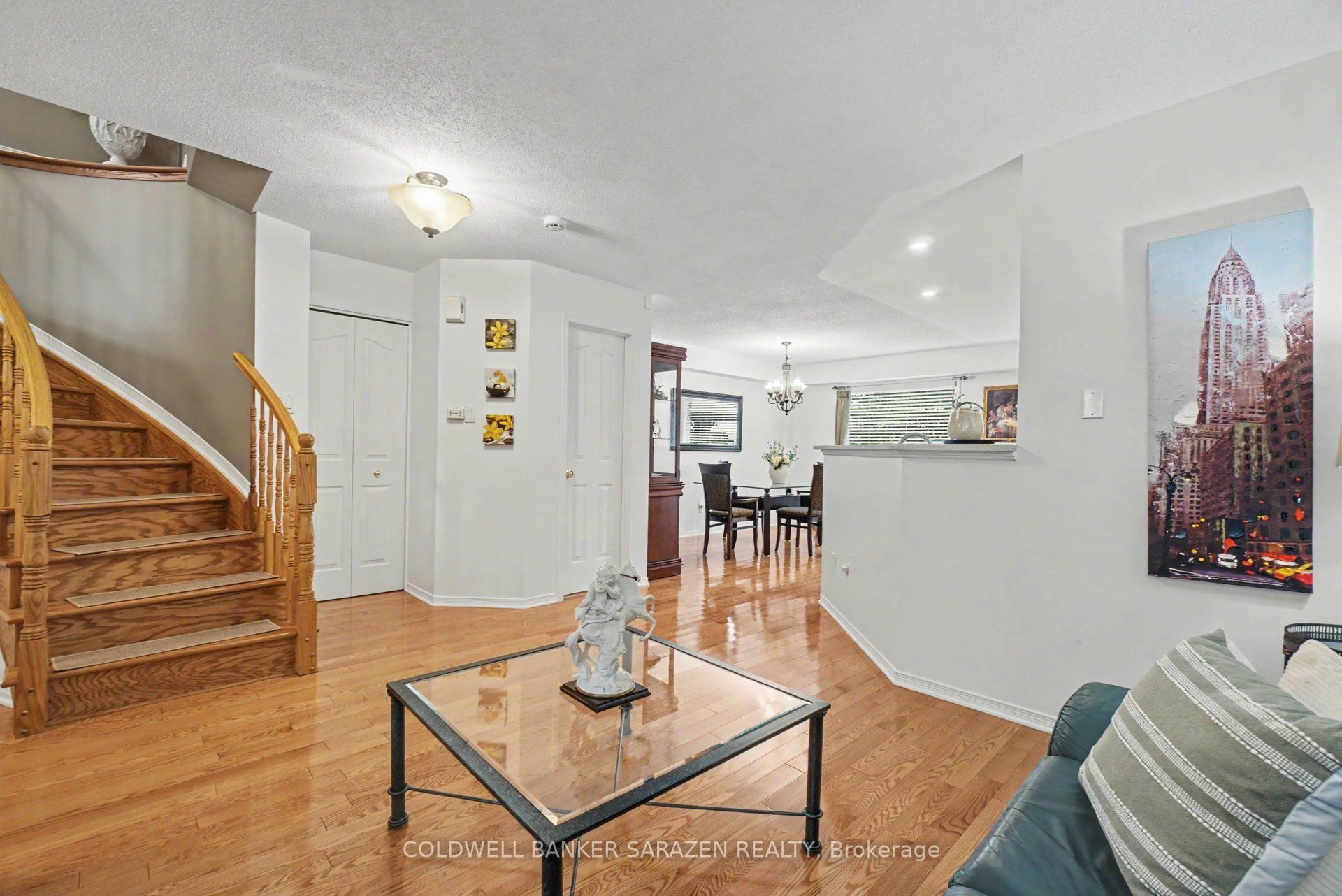 2020 Breezewood Street, Orleans - Cumberland and Area, ON K4A 4S6 photo 5