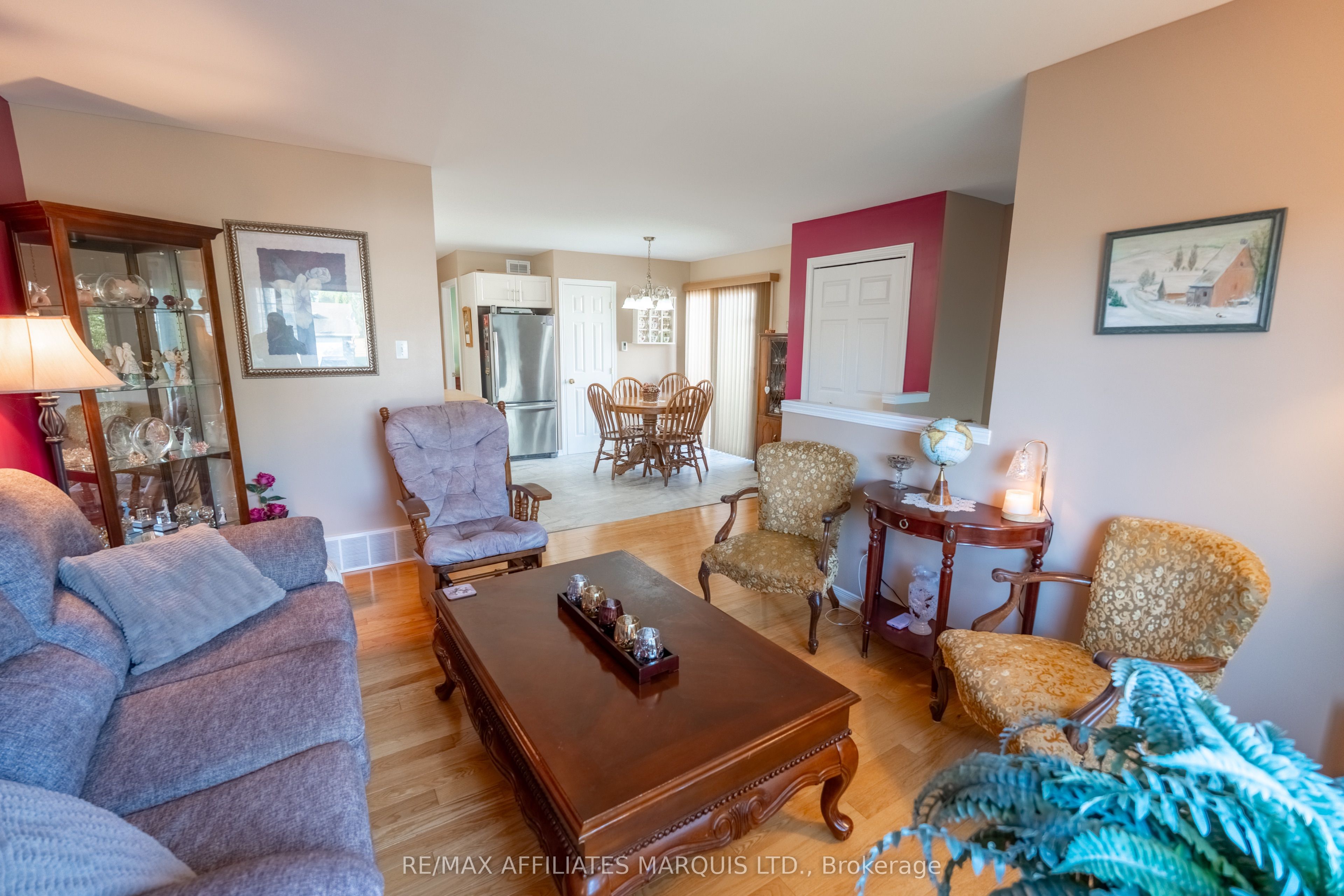 1851 Cumberland Street, Cornwall, ON K6J 0A1 photo 3