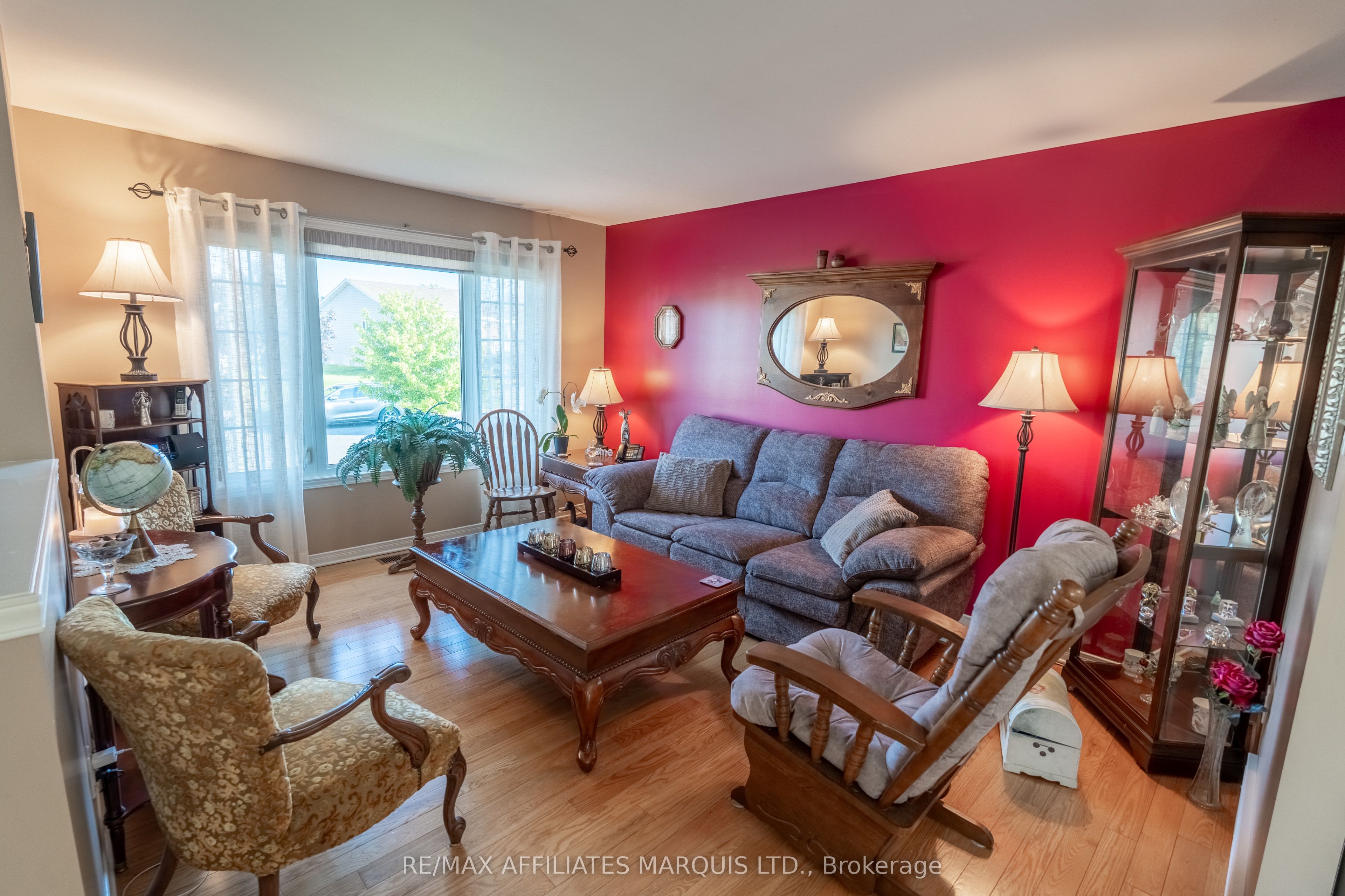 1851 Cumberland Street, Cornwall, ON K6J 0A1 photo 4
