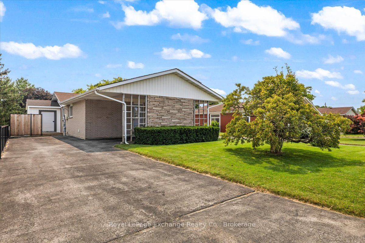377 Princes Street S, Kincardine, ON N2Z 2T7 photo 4