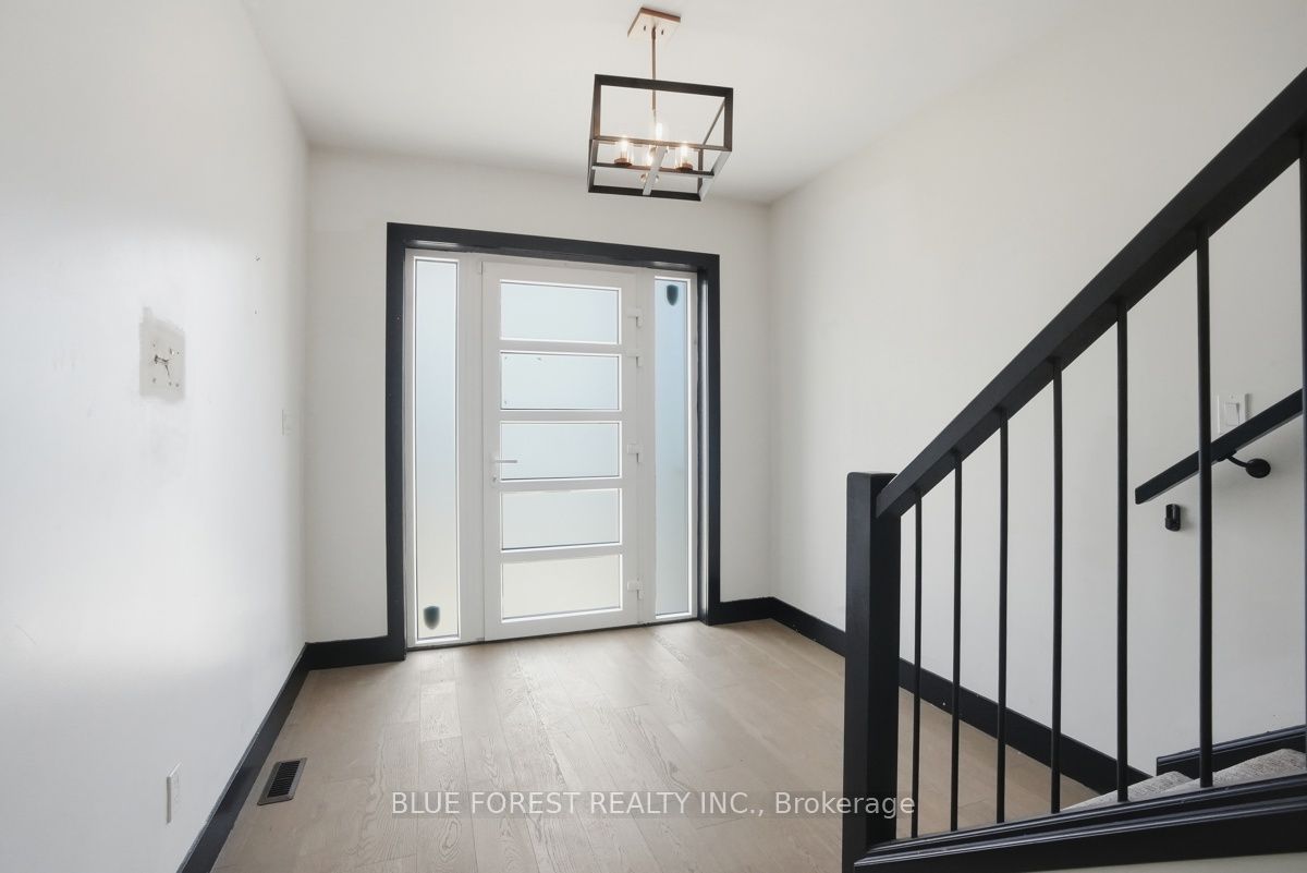 40 Locky Lane, Middlesex Centre, ON N0L 1R0 photo 4