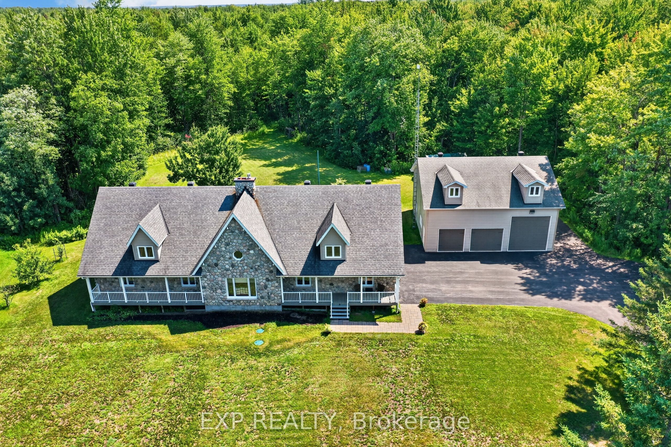 2737 Bouvier Road, Clarence-Rockland, ON K0A 2A0