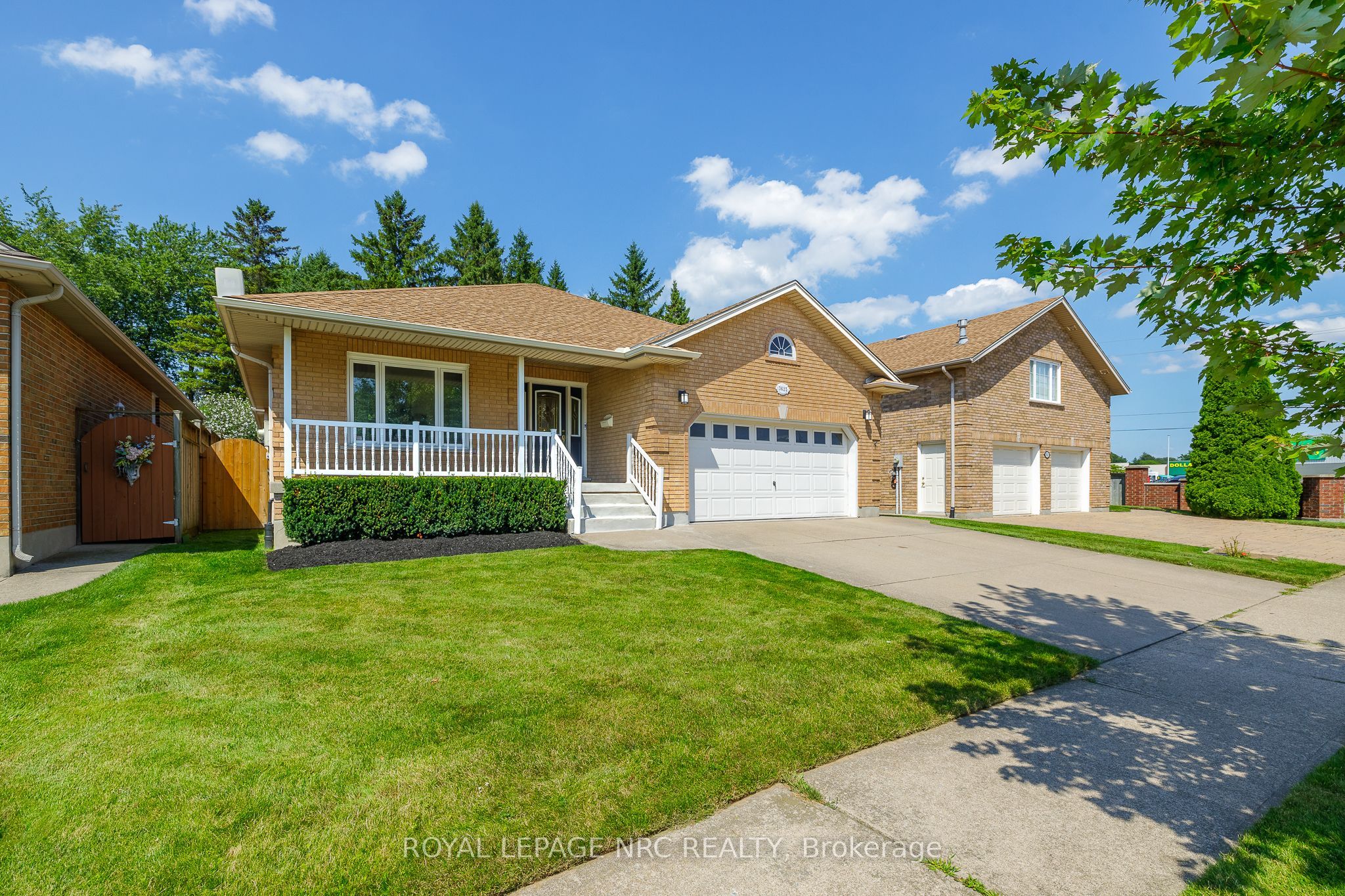 7621 Cameron Court, Niagara Falls, ON L2H 3G9 photo 2