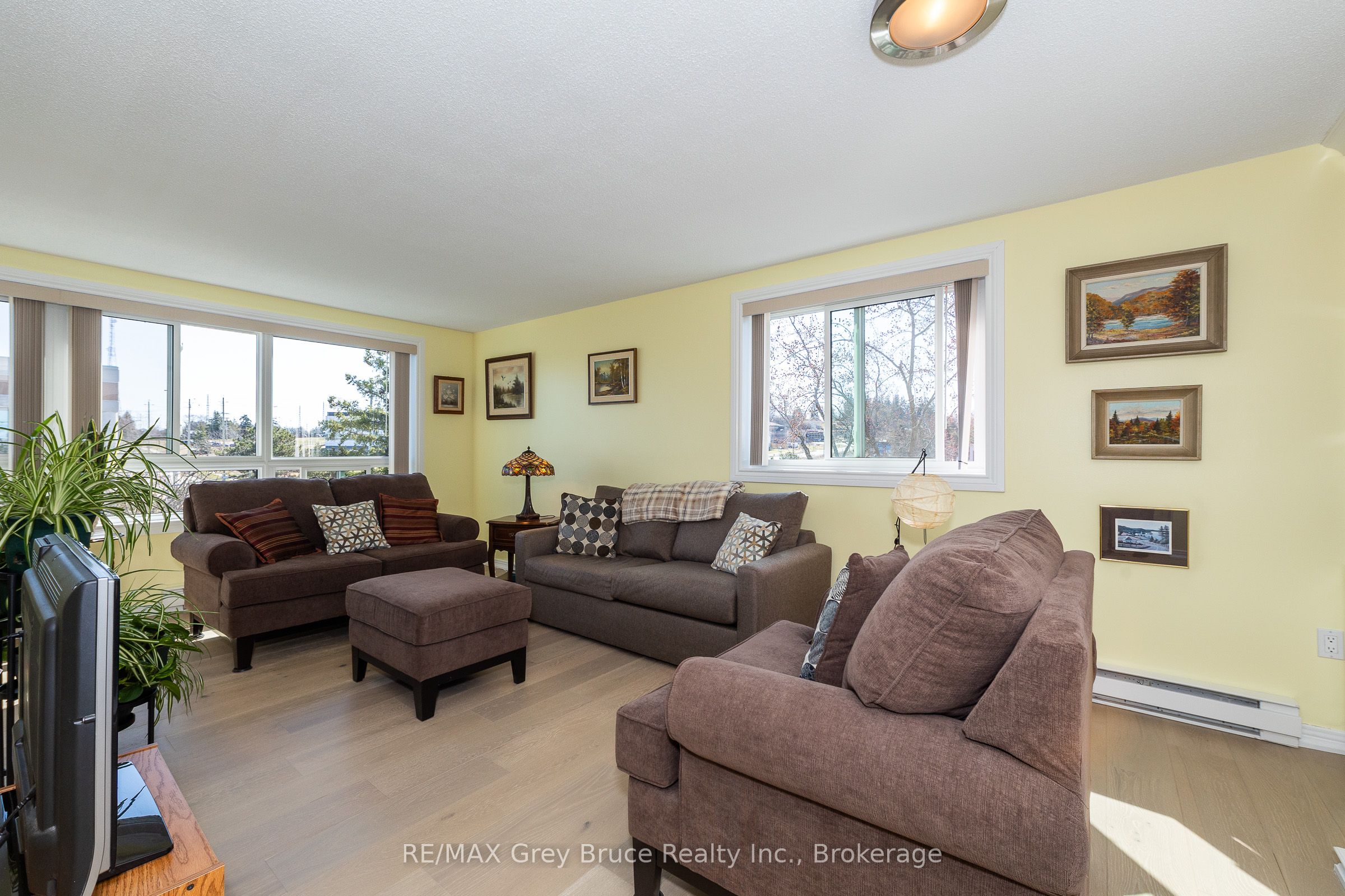 850 6th Street E 502, Owen Sound, ON N4K 6T7 photo 4