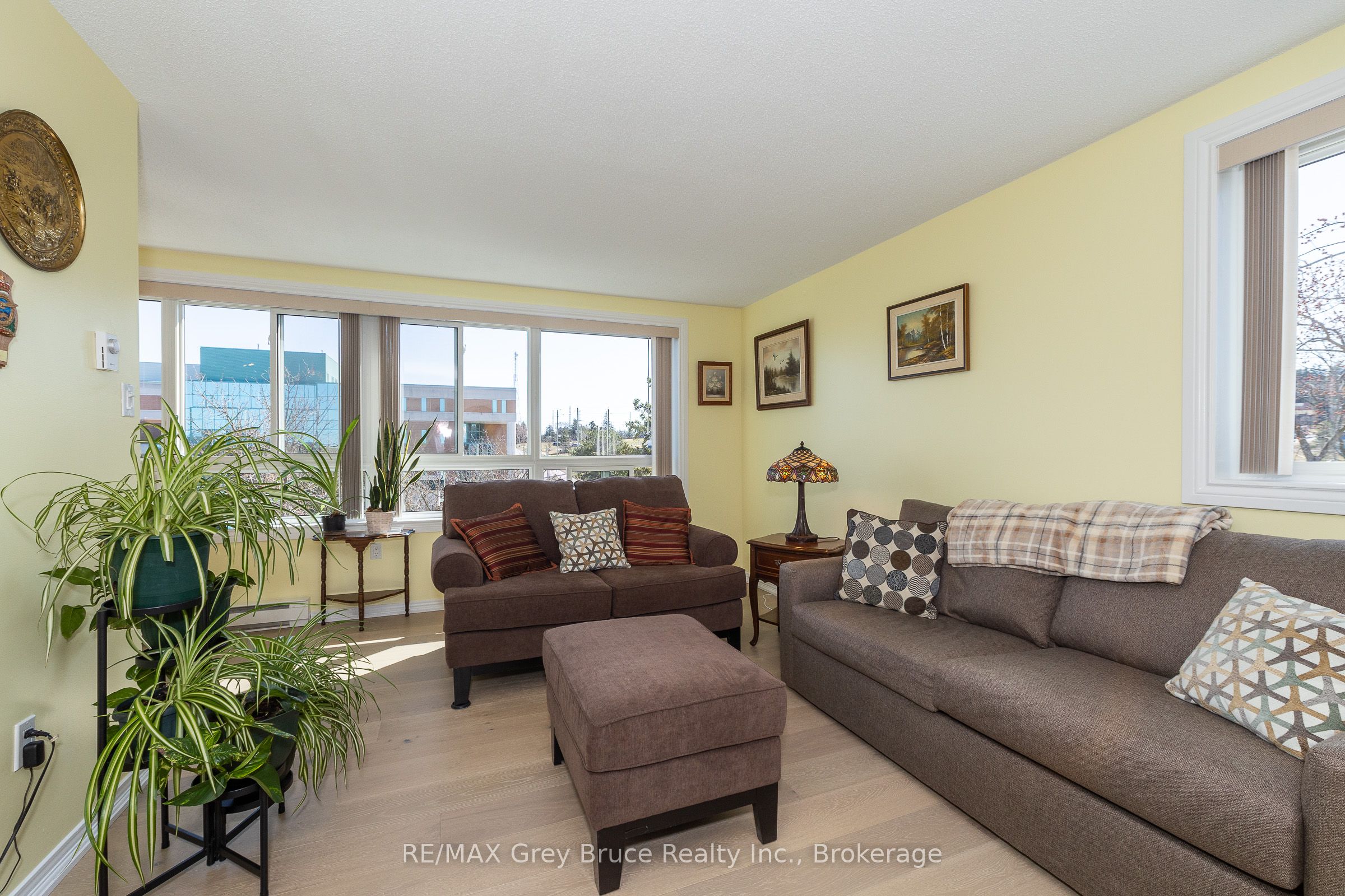 850 6th Street E 502, Owen Sound, ON N4K 6T7 photo 5