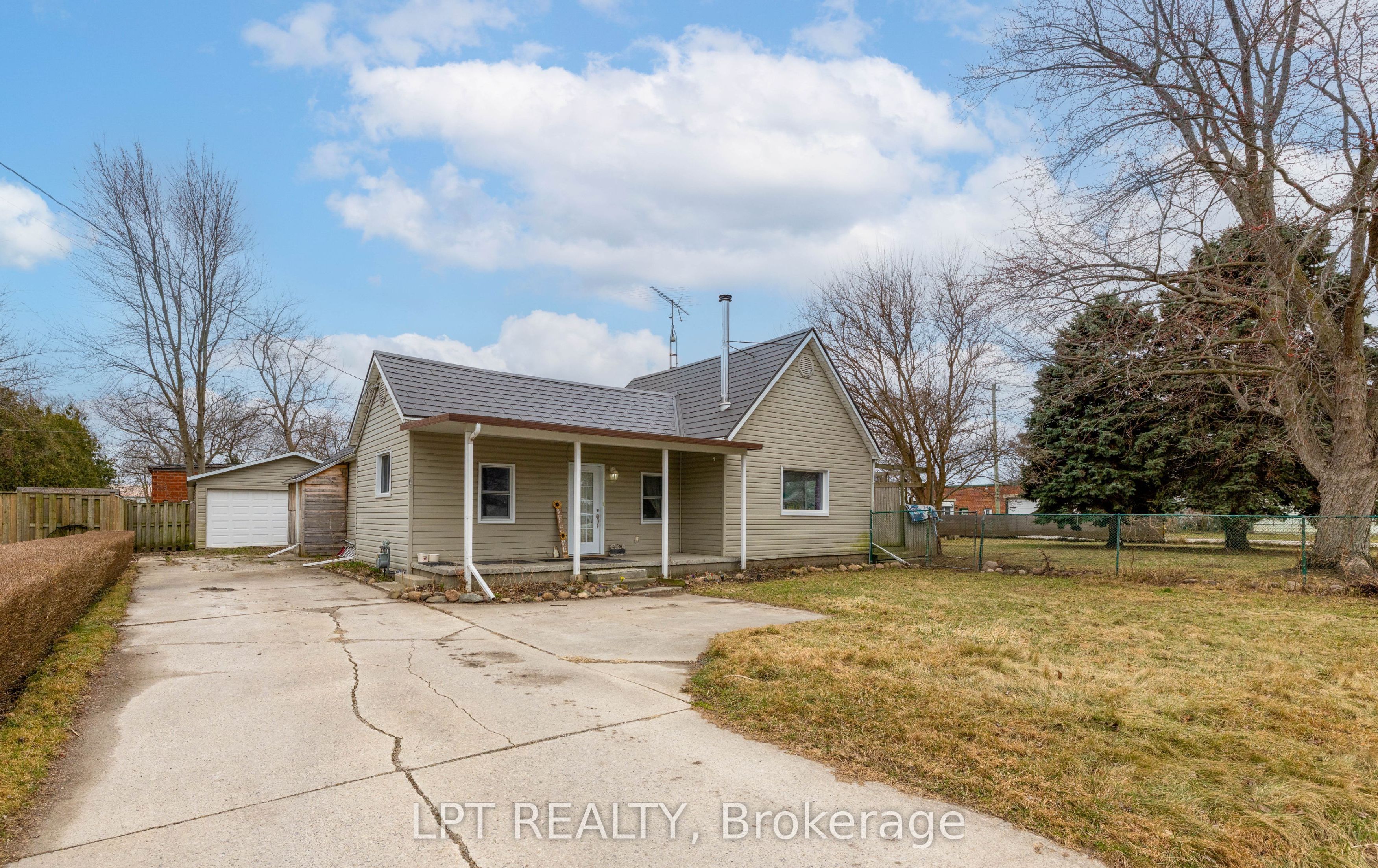 19 John Park Line Tupperville, Chatham-Kent, ON N0P 2M0