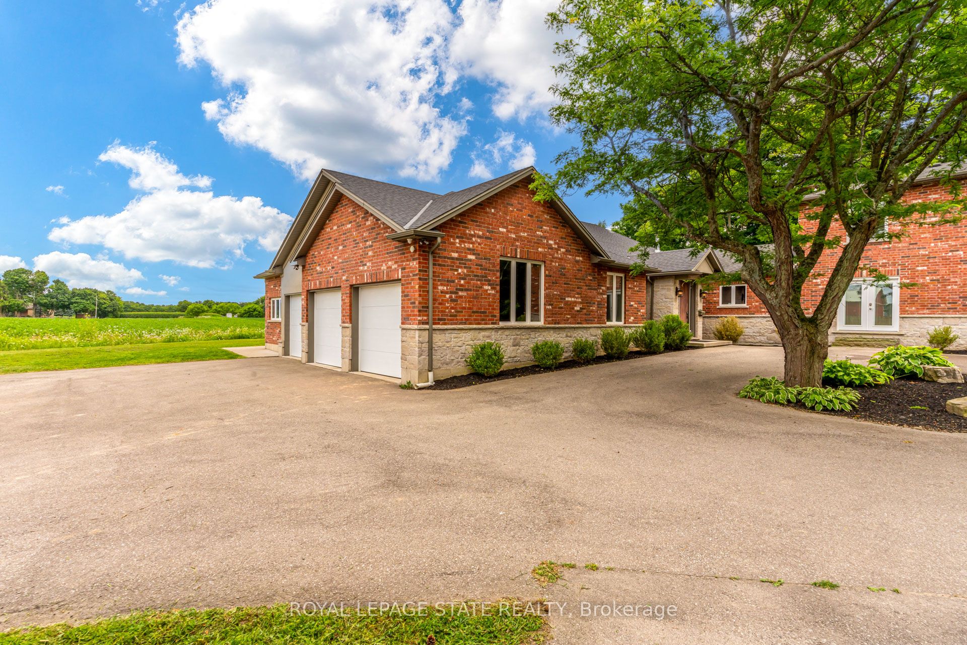 931 Southcote Road, Hamilton, ON L9G 3L1 photo 5