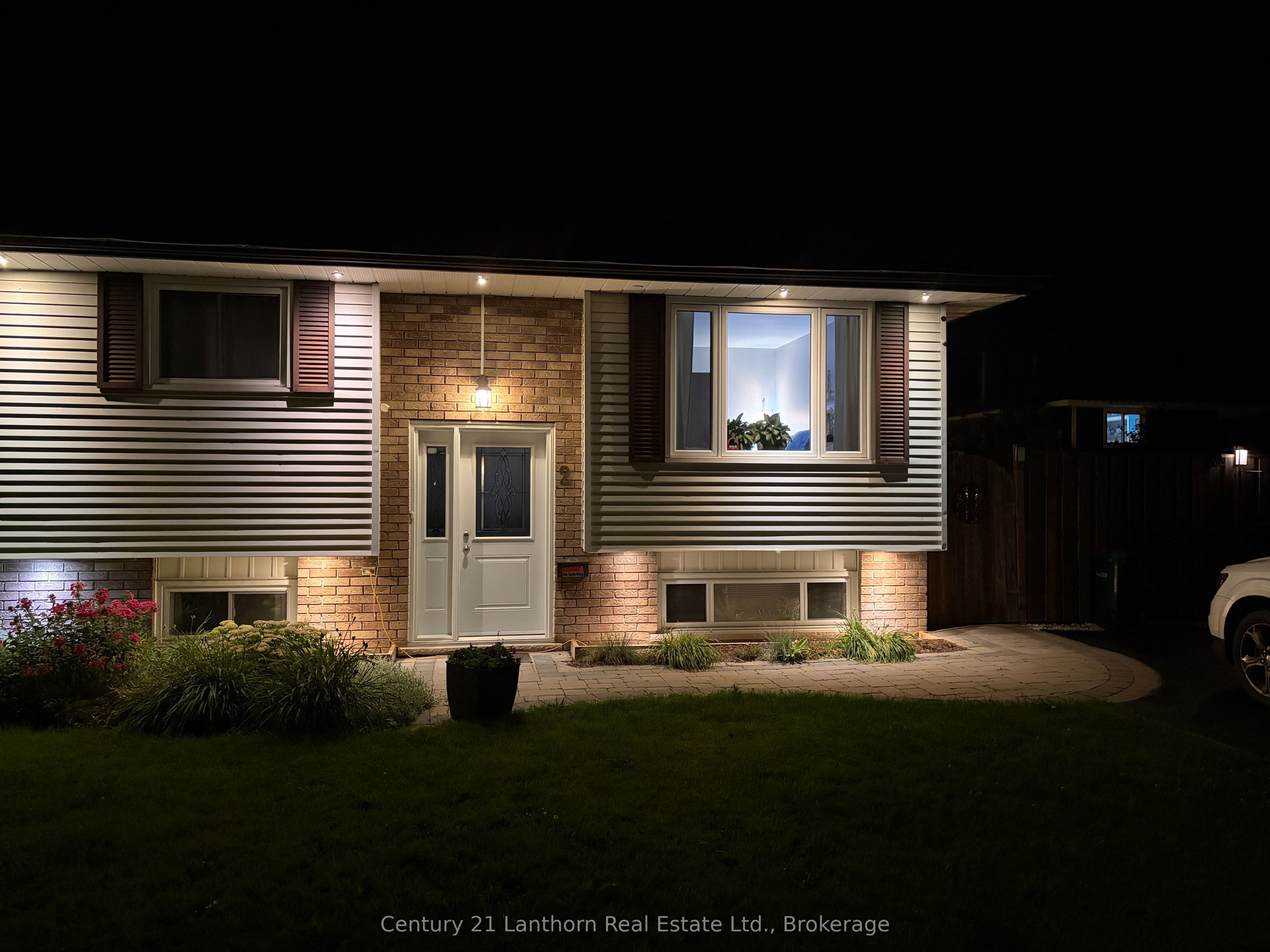 2 Dixie Place, Belleville, ON K8P 5A9 photo 4