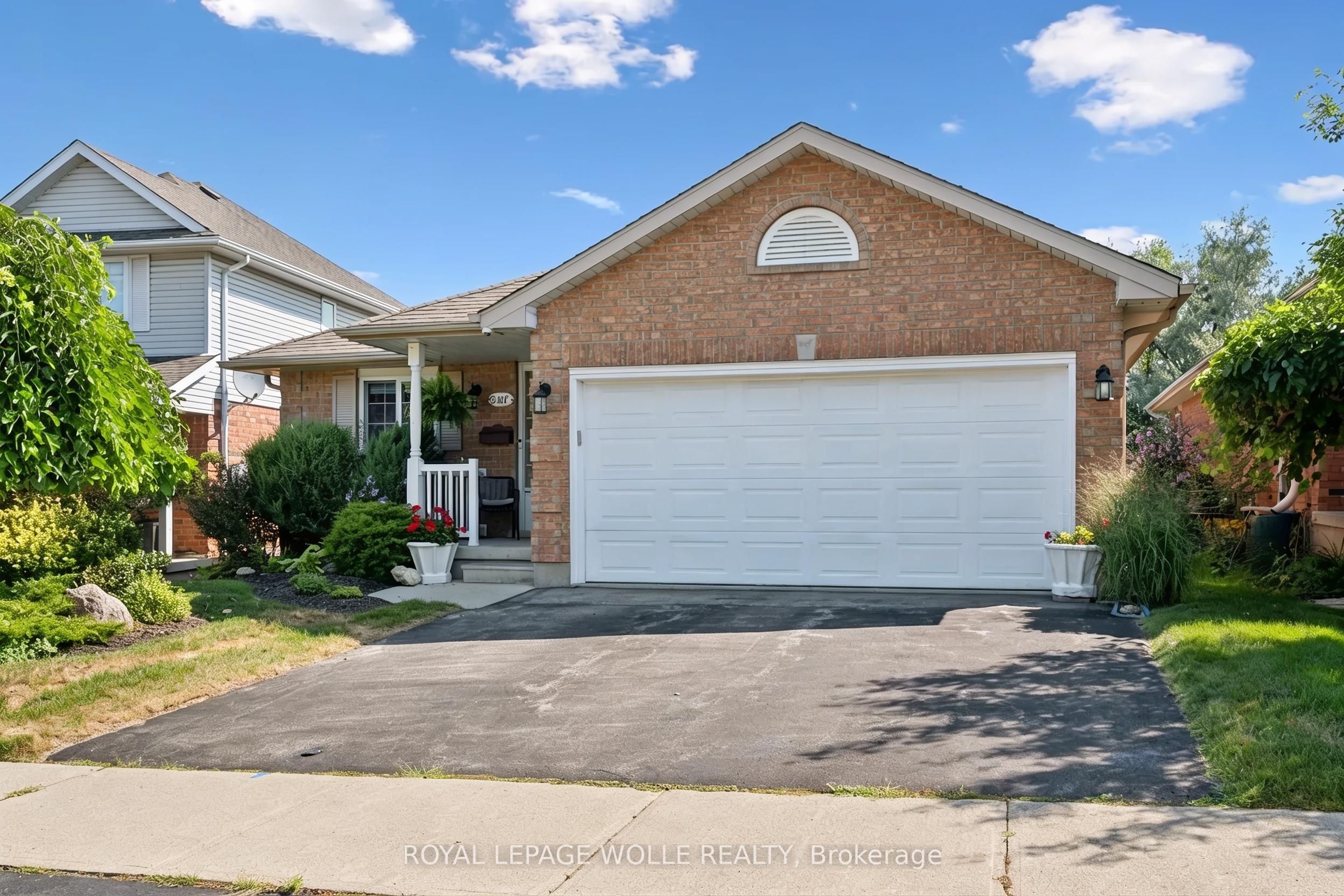 187 WESTCHESTER Drive, Waterloo, ON N2B 3M8 photo 4