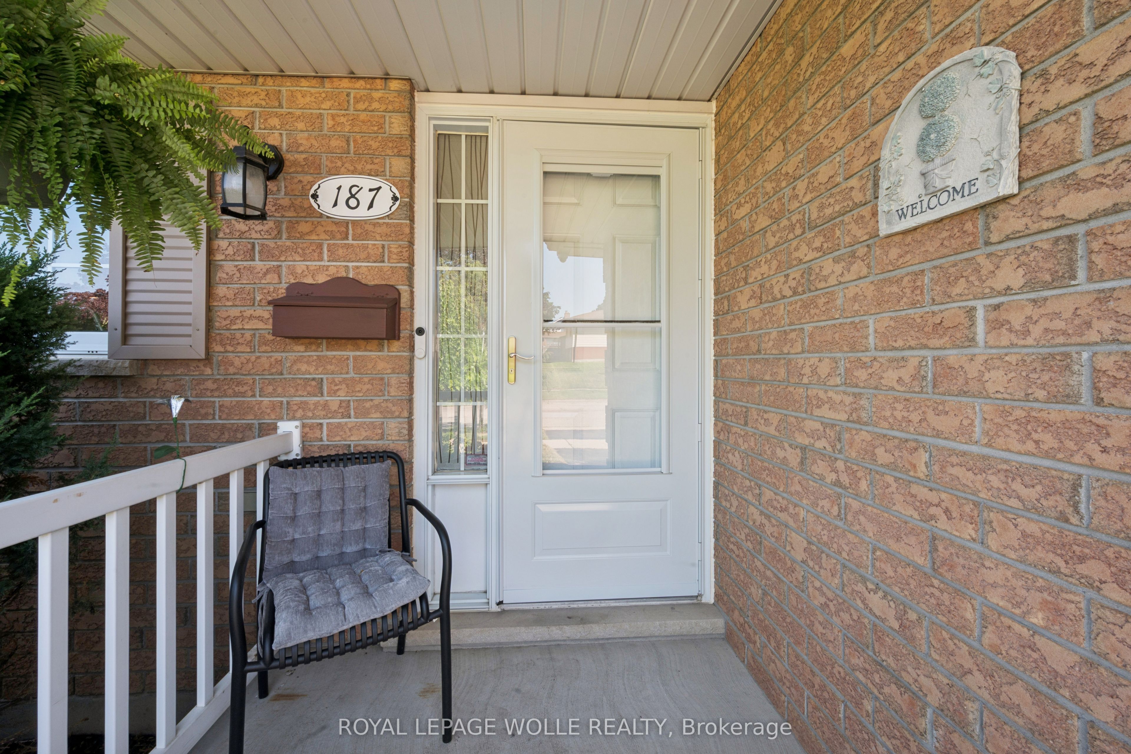 187 WESTCHESTER Drive, Waterloo, ON N2B 3M8 photo 5
