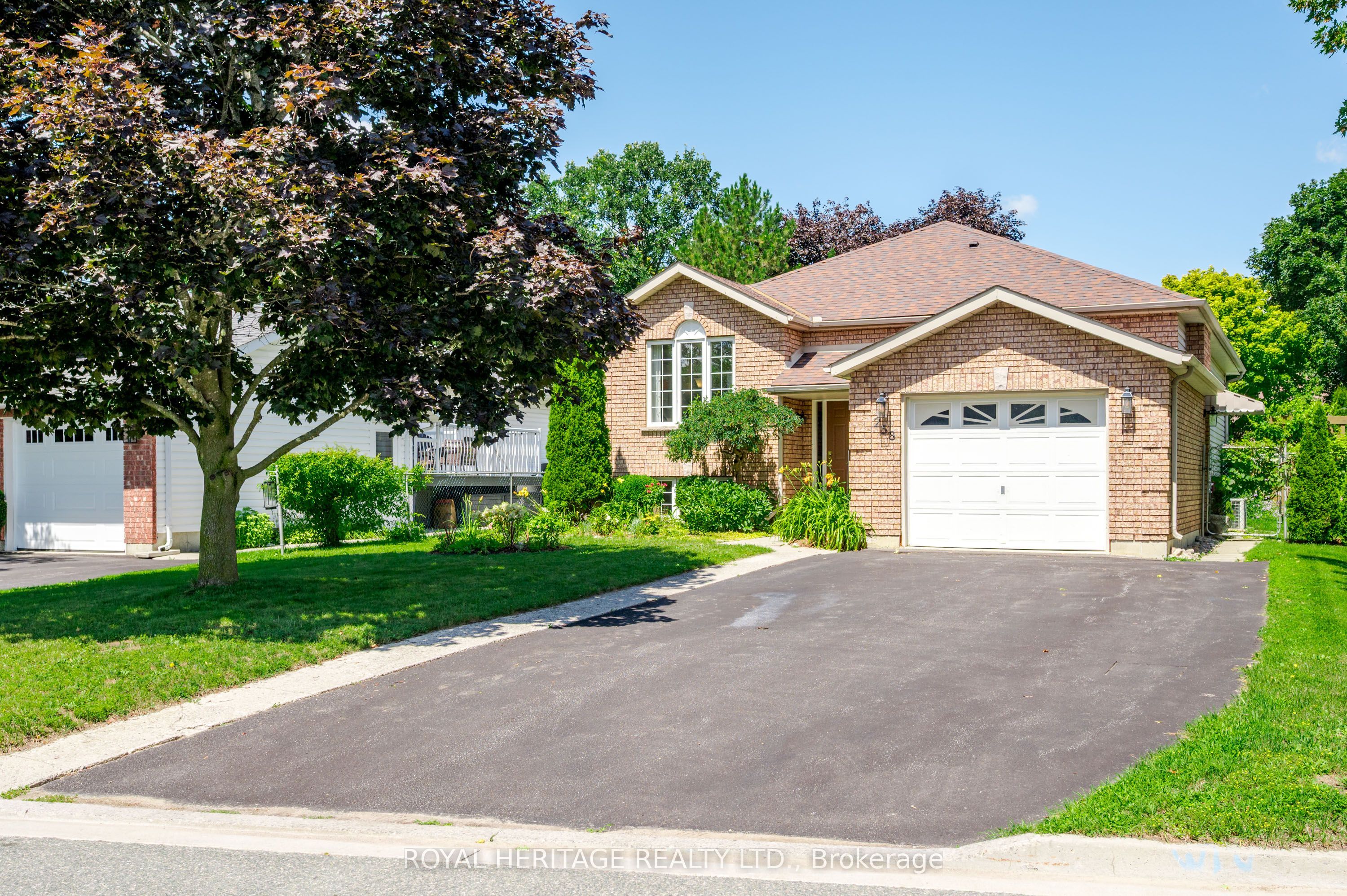 258 Franmor Drive, Peterborough, ON K9H 7M3