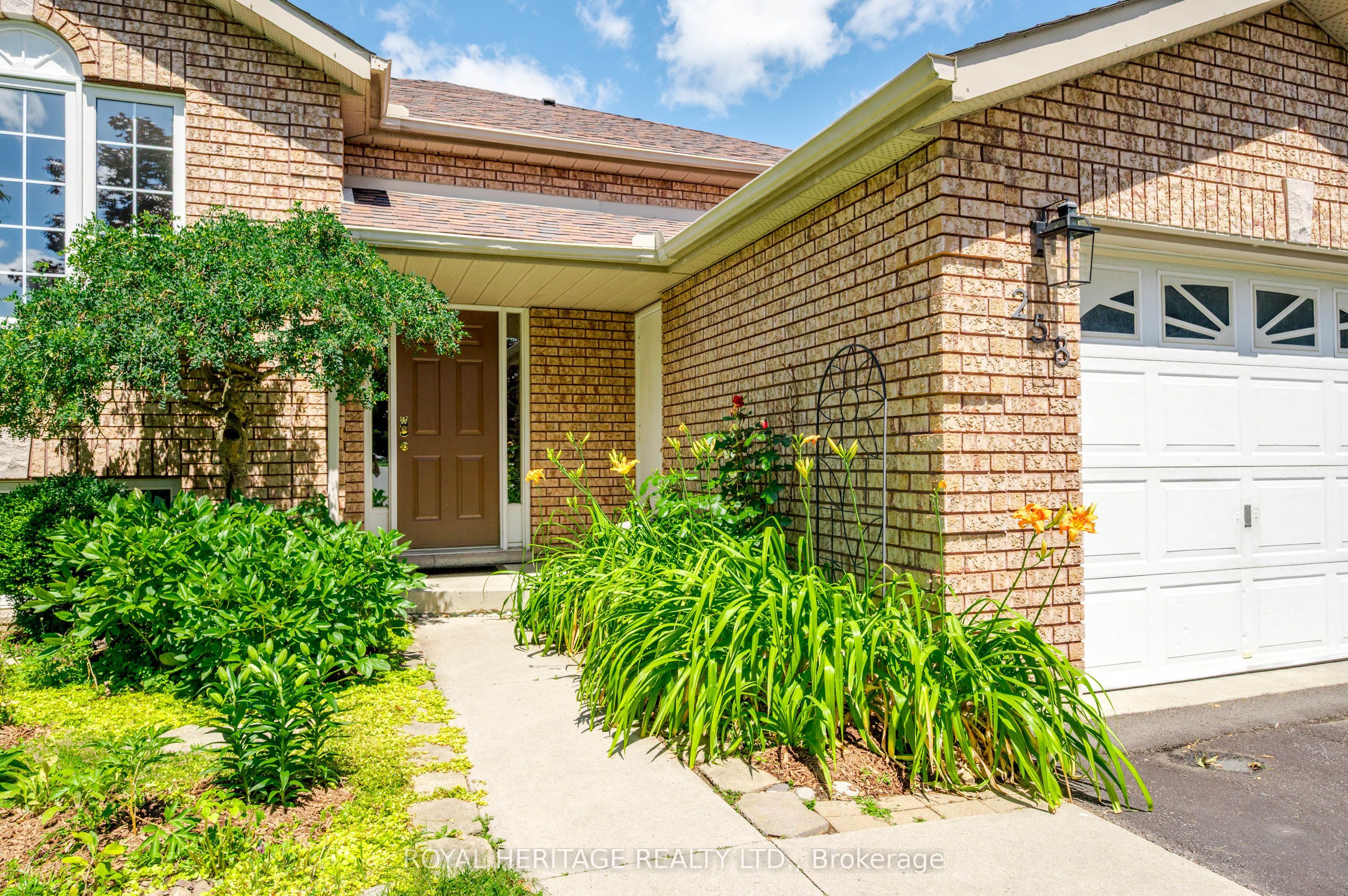 258 Franmor Drive, Peterborough, ON K9H 7M3 photo 4