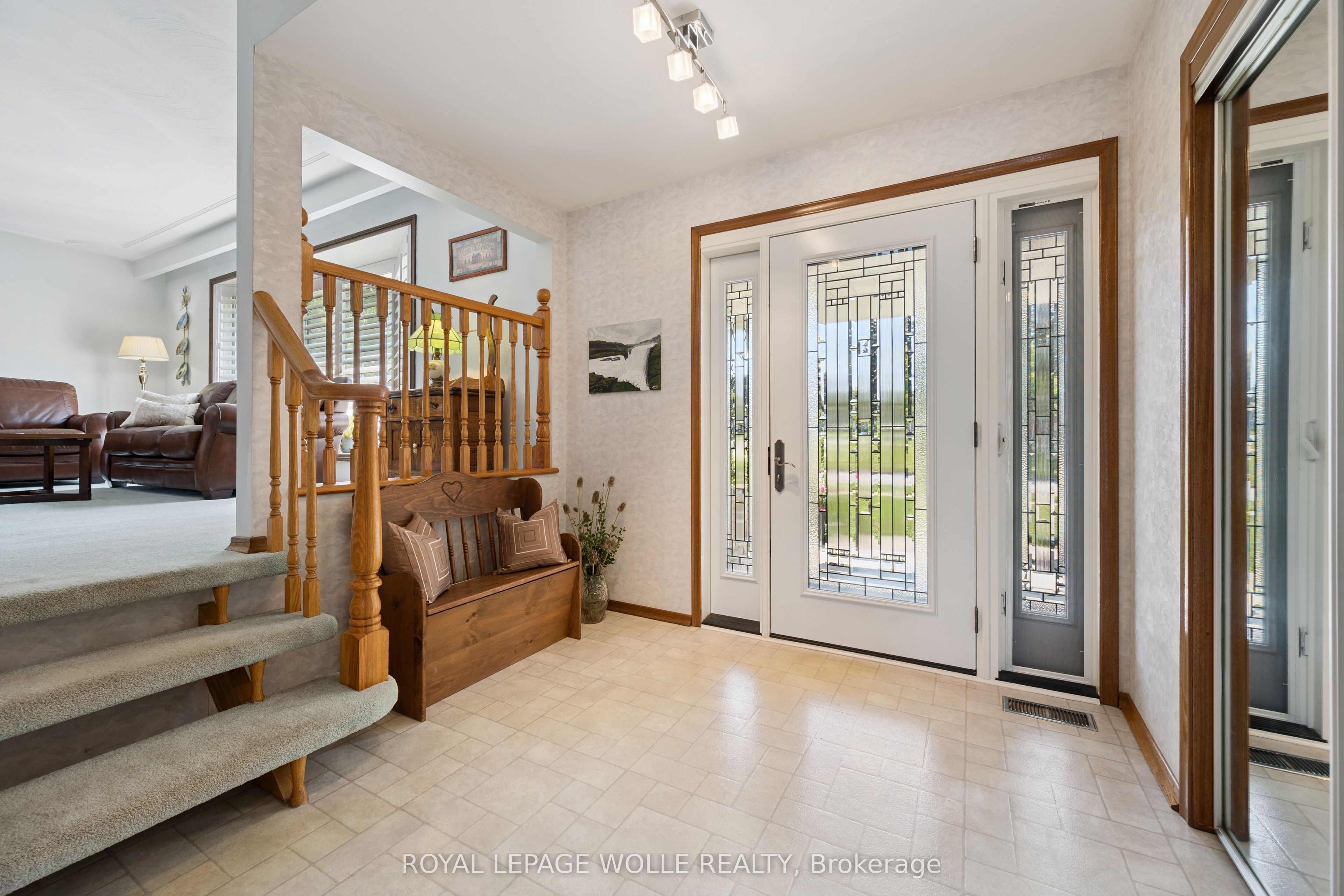18 Strathcona Crescent, Kitchener, ON N2B 2W6 photo 5