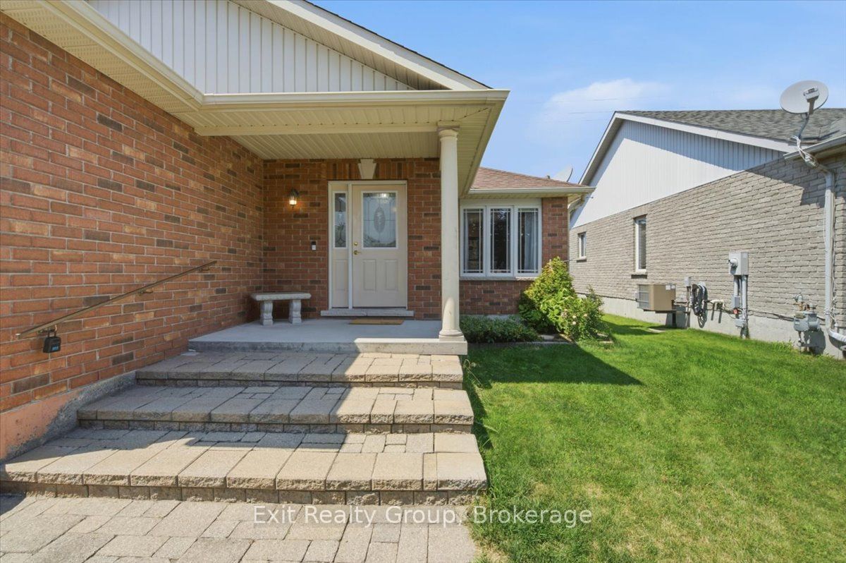 55 Gavey Street, Belleville, ON K8N 0L8 photo 3