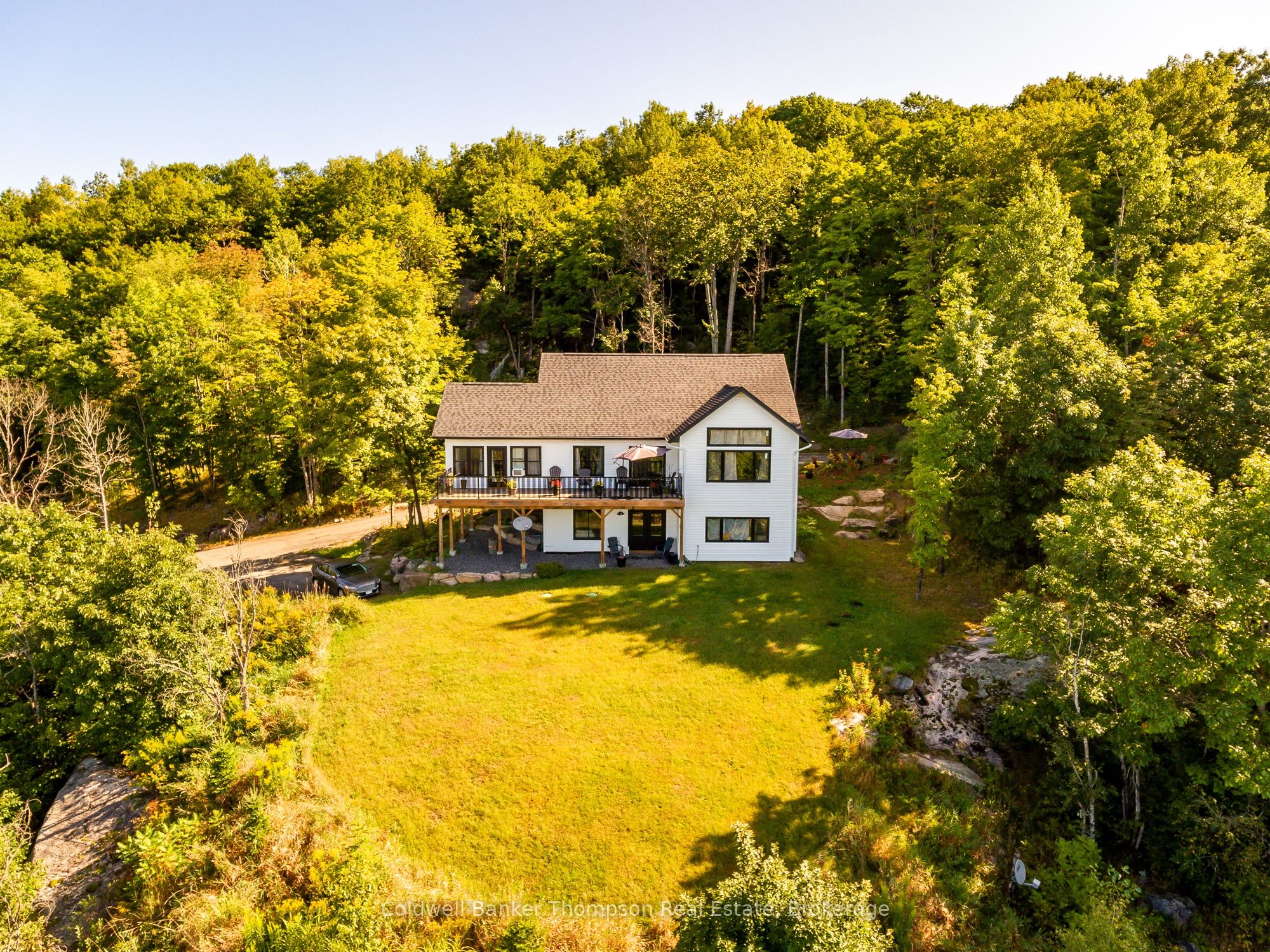 467 Clearwater Lake Road, Huntsville, ON P0B 1L0