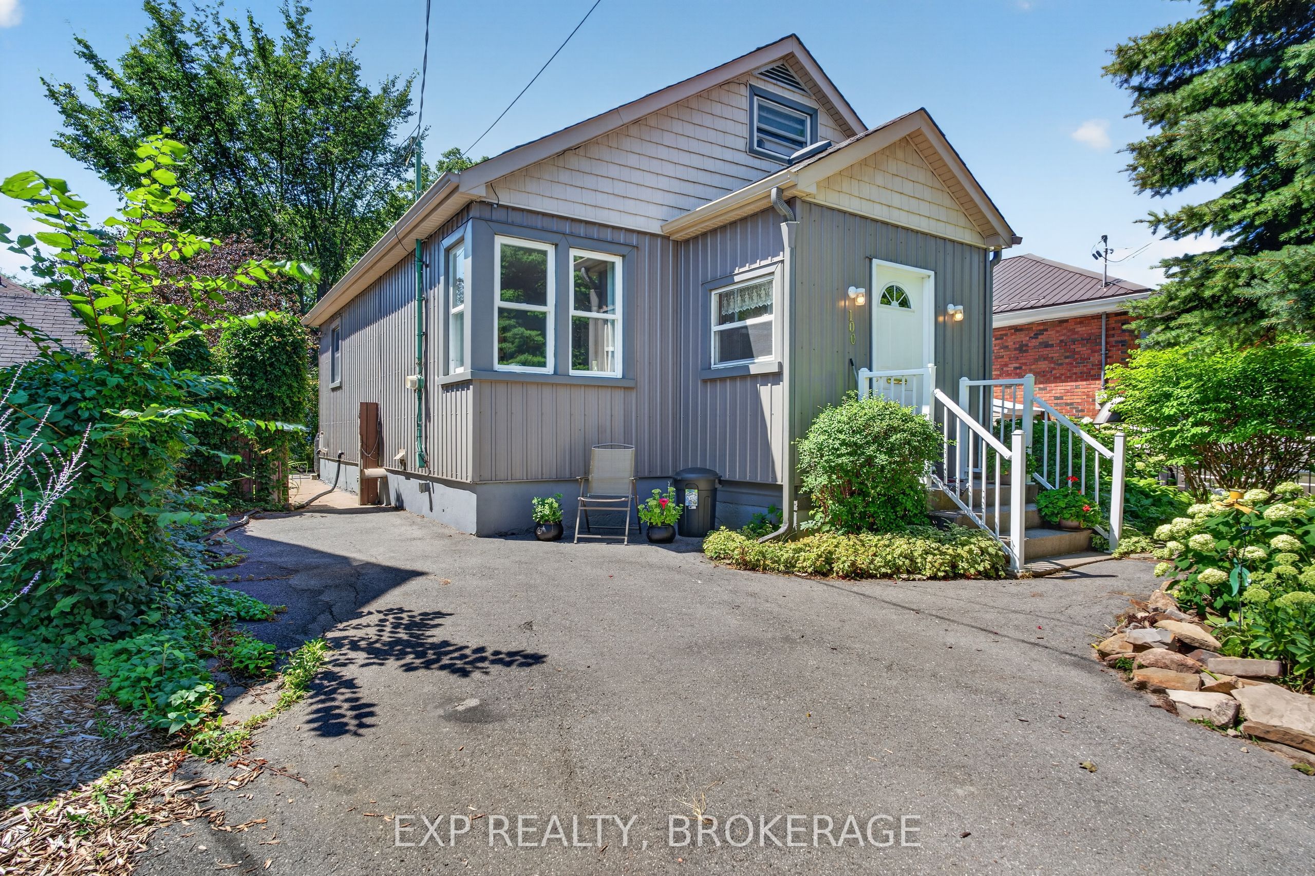 100 REGENT Street, Kingston, ON K7L 4J8 photo 2