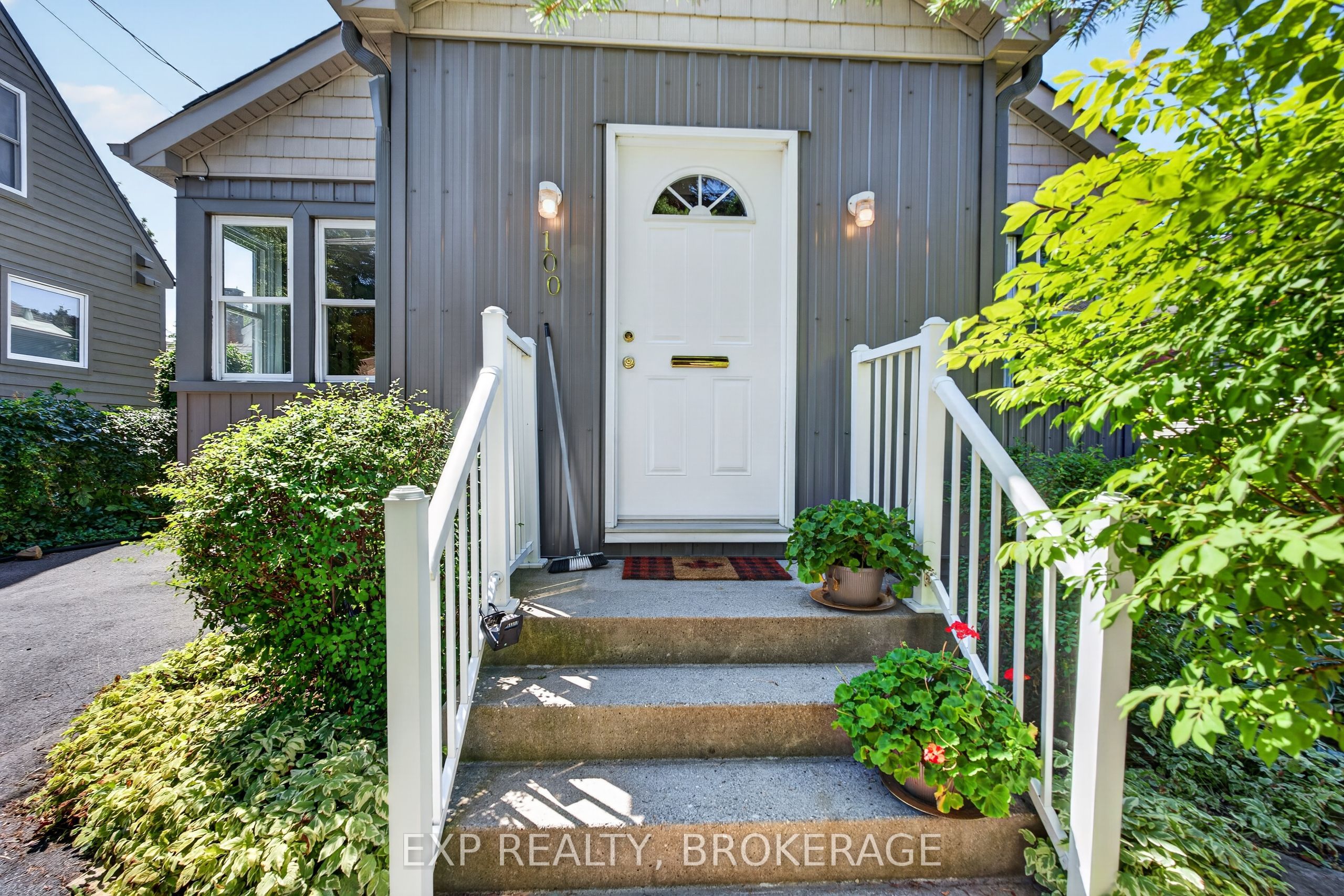 100 REGENT Street, Kingston, ON K7L 4J8 photo 3