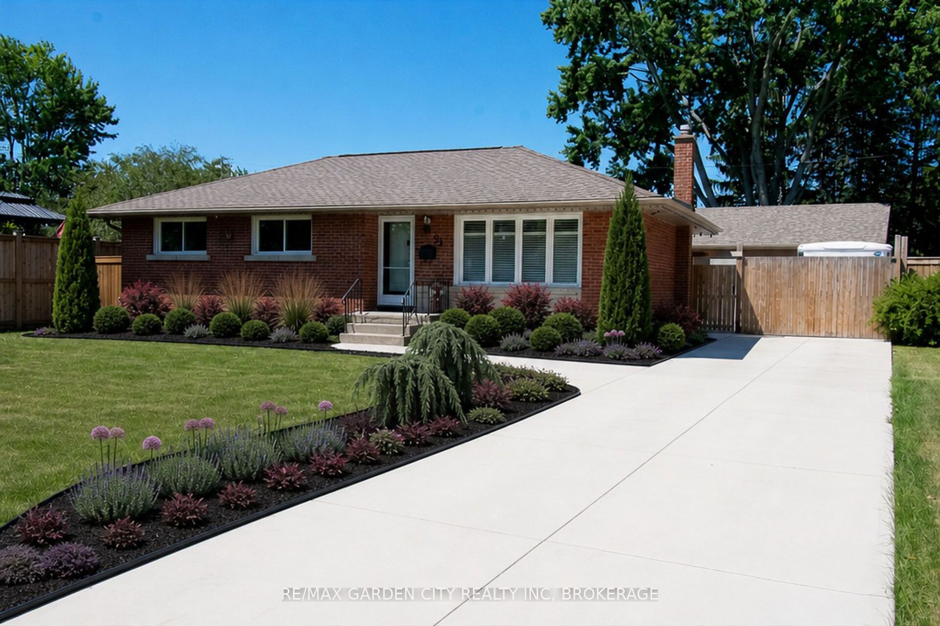 91 Crescent Drive, Welland, ON L3B 2X4 photo 2