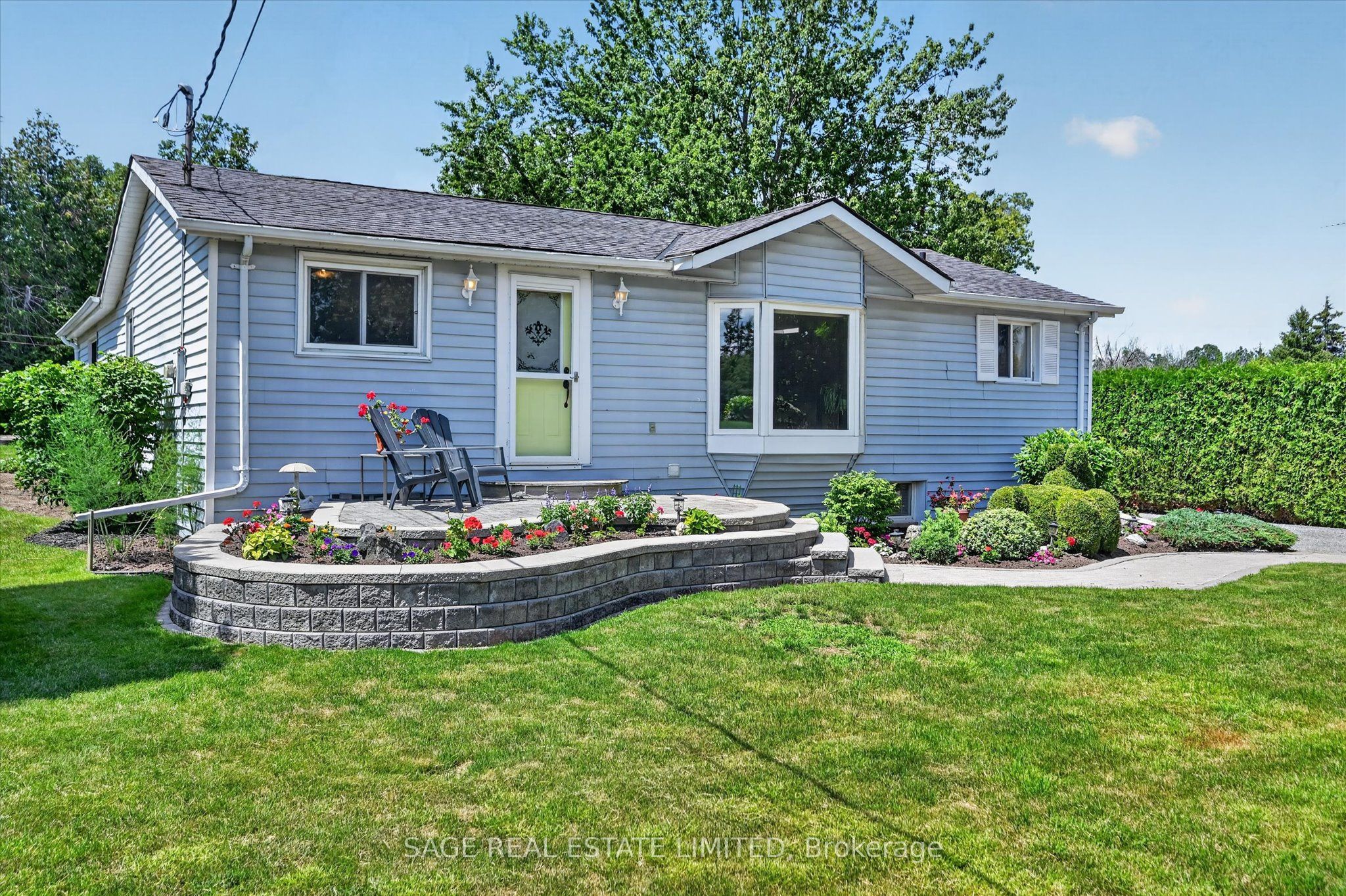 39 Riverside Drive, Kawartha Lakes, ON K9V 0H6 photo 2