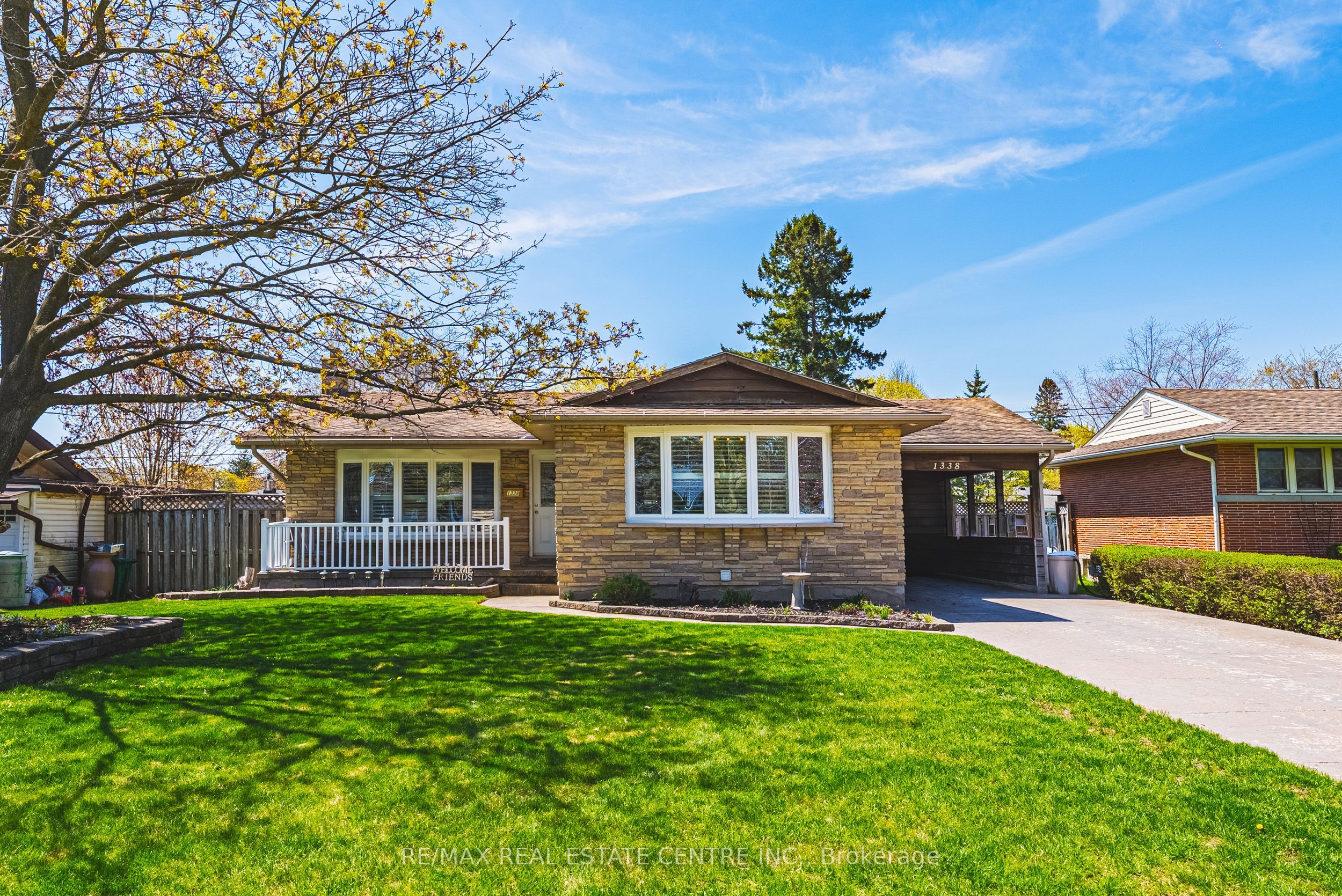 1338 ELEANOR Avenue, Cambridge, ON N3H 4N2 photo 2