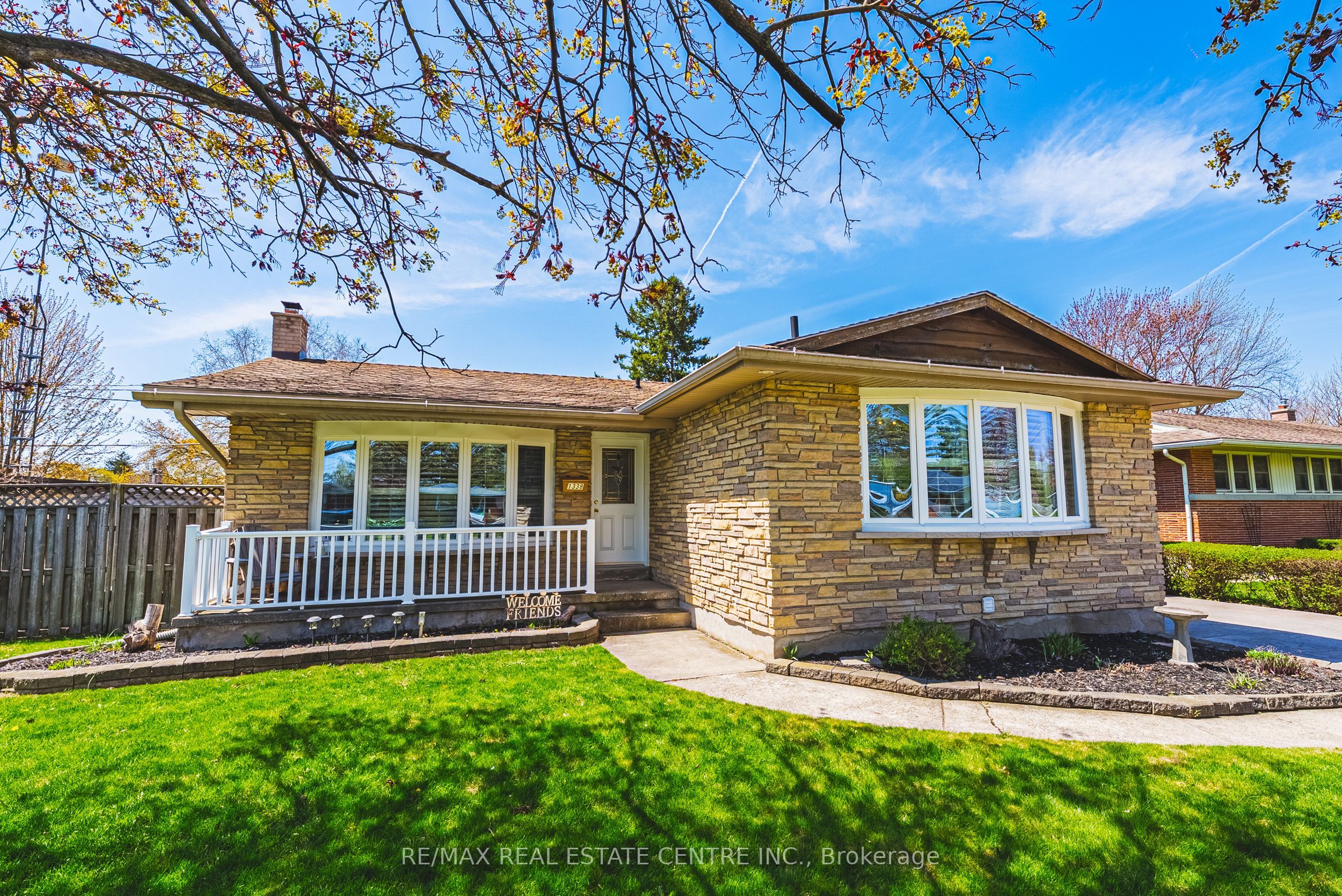 1338 ELEANOR Avenue, Cambridge, ON N3H 4N2 photo 3