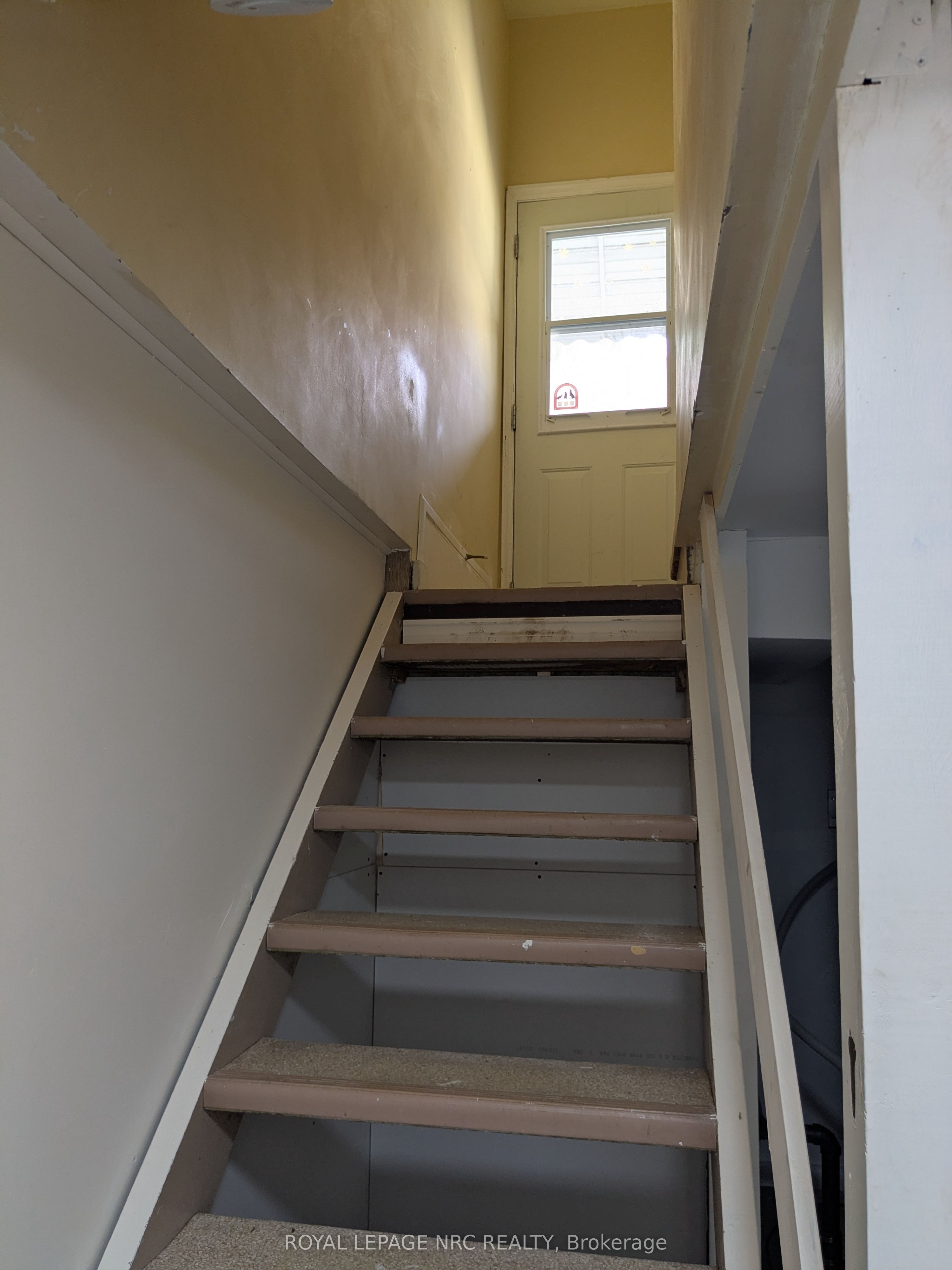 187 Neff Street Lower, Port Colborne, ON L3K 3T7 photo 4