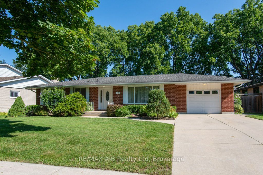 174 Neal Avenue, Stratford, ON N5A 5A8