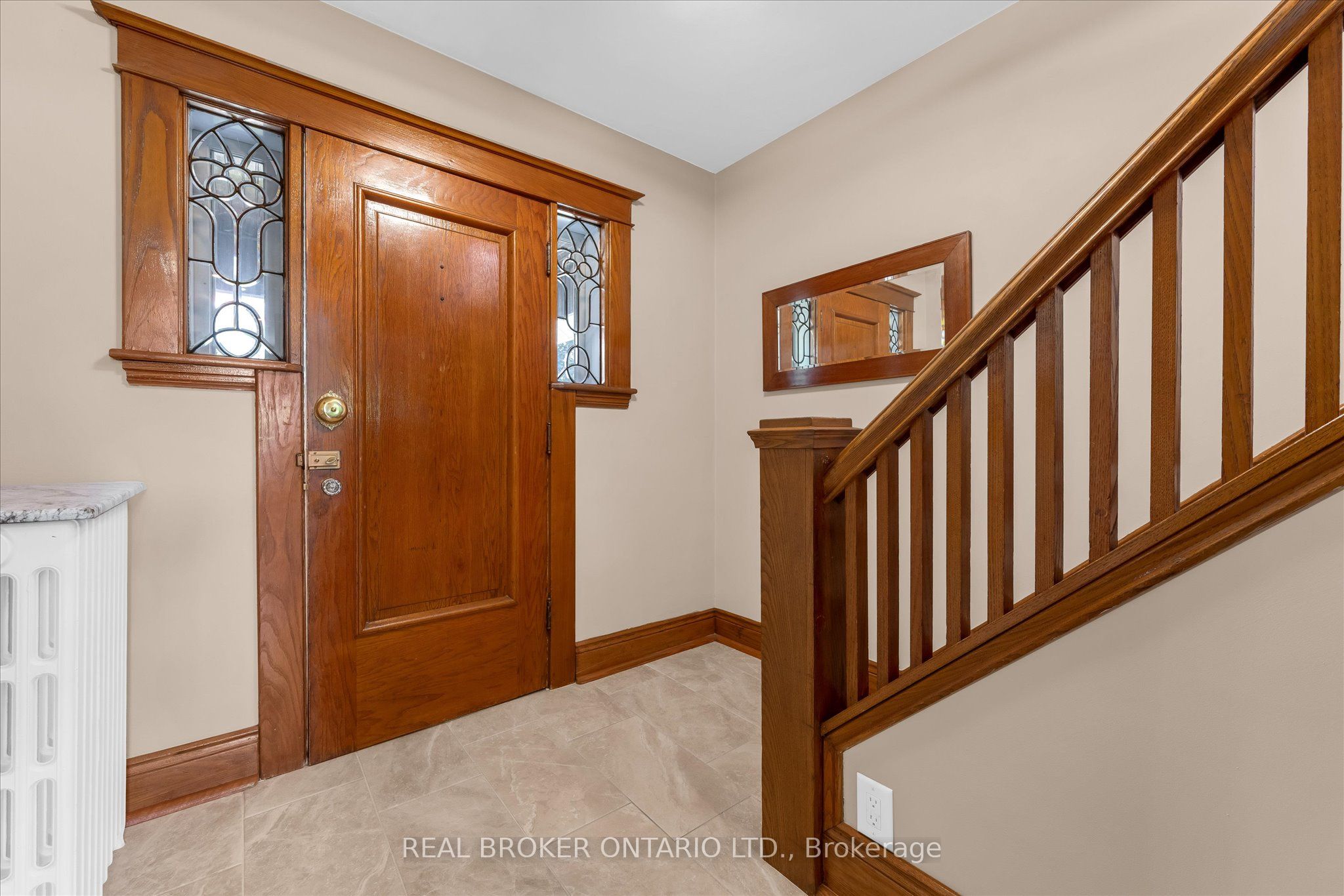 99 Tuxedo Avenue S, Hamilton, ON L8K 2R9 photo 3