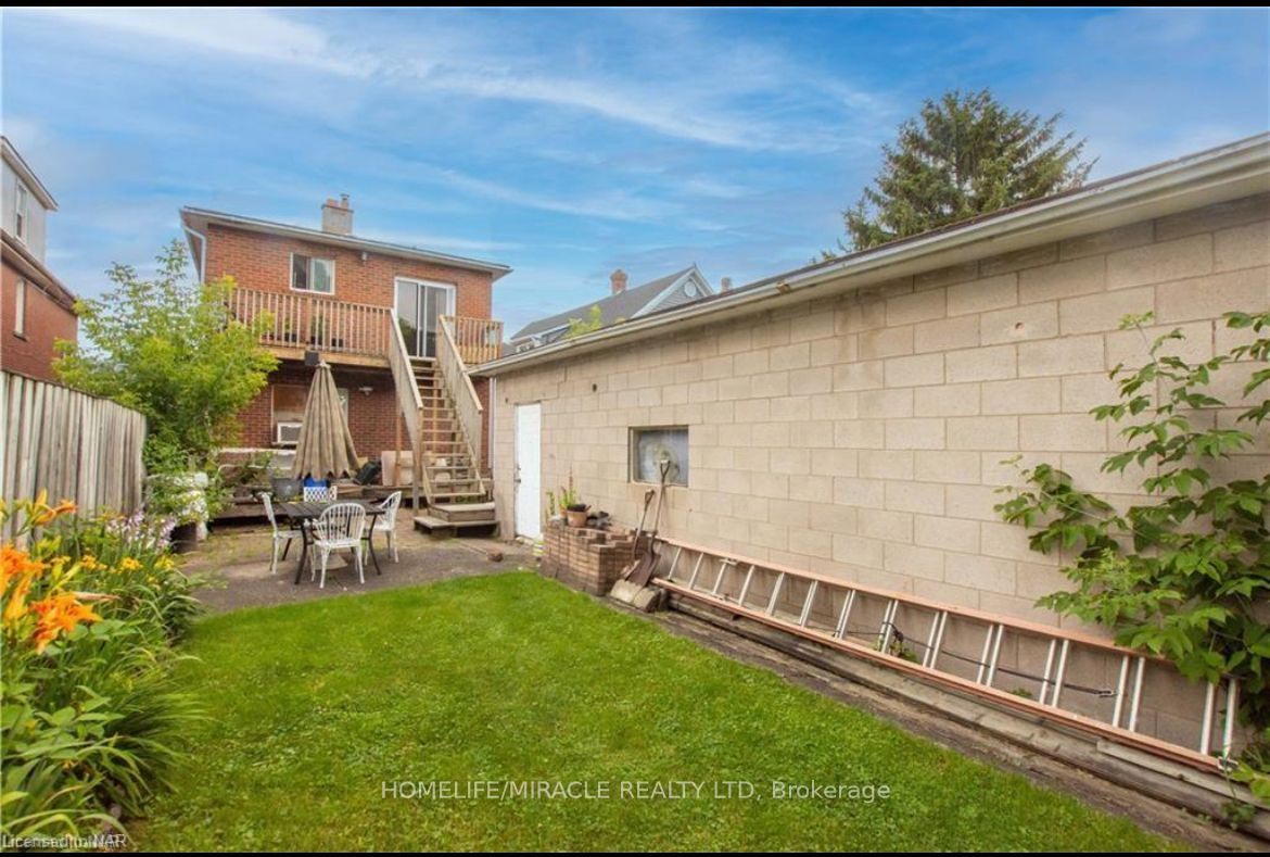 39 Park Street Welland, Welland, ON L3B 4M3 photo 5