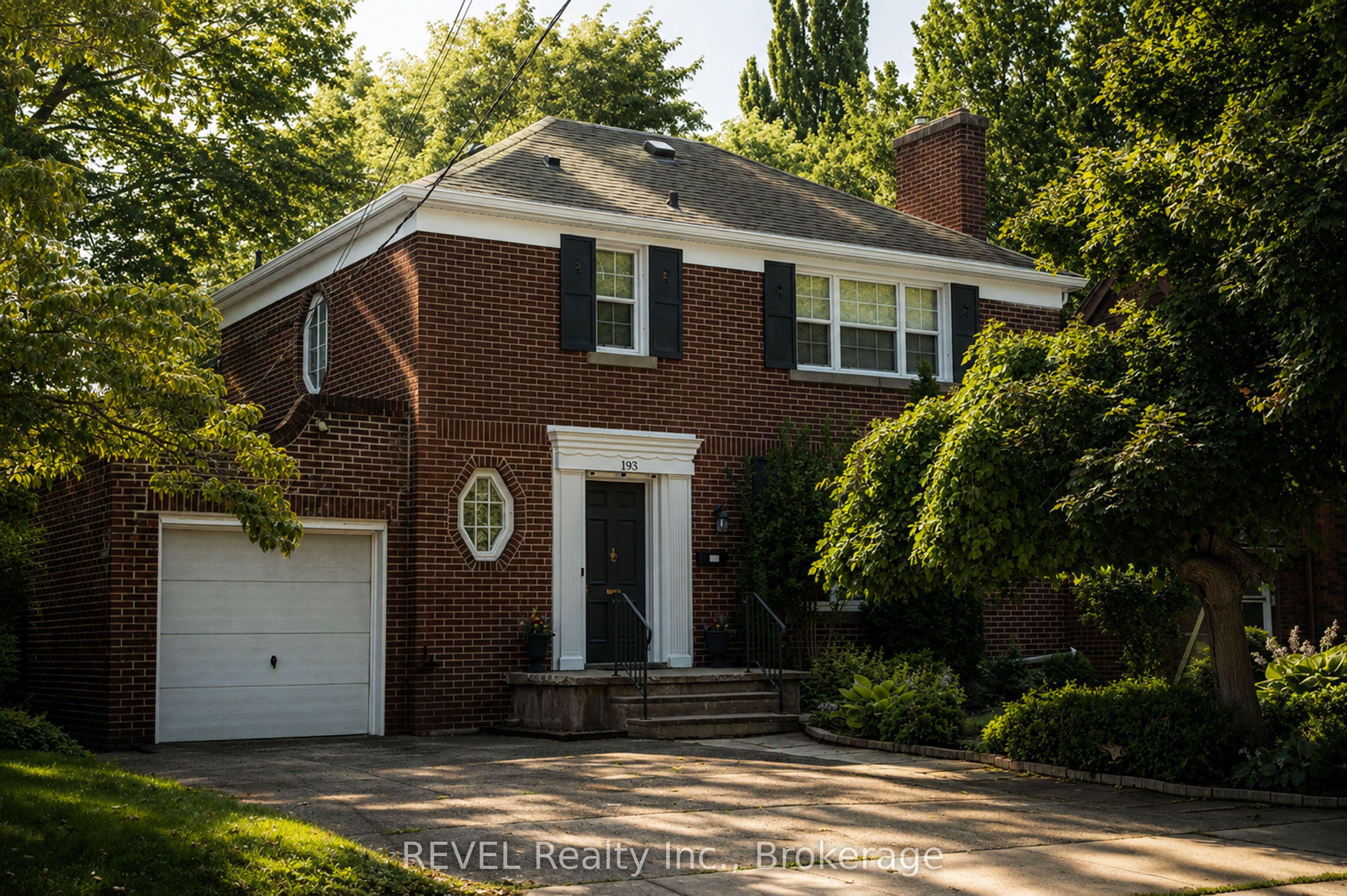 193 ONTARIO Street, St. Catharines, ON L2R 5K8