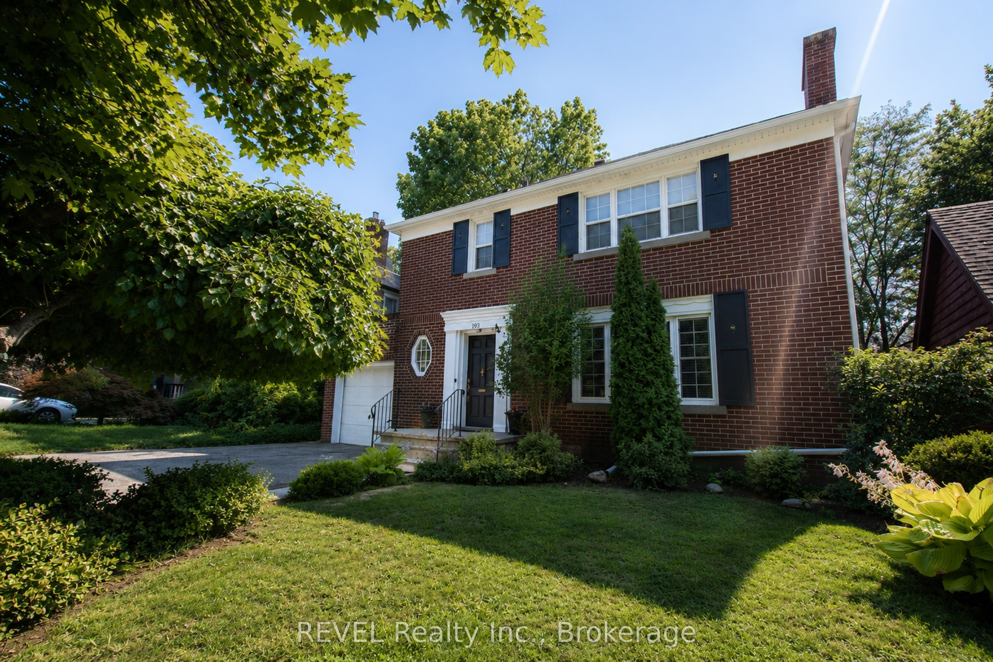 193 ONTARIO Street, St. Catharines, ON L2R 5K8 photo 2