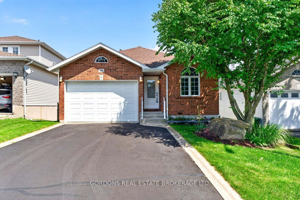 633 Melrose Street, Kingston, ON K7M 9G8