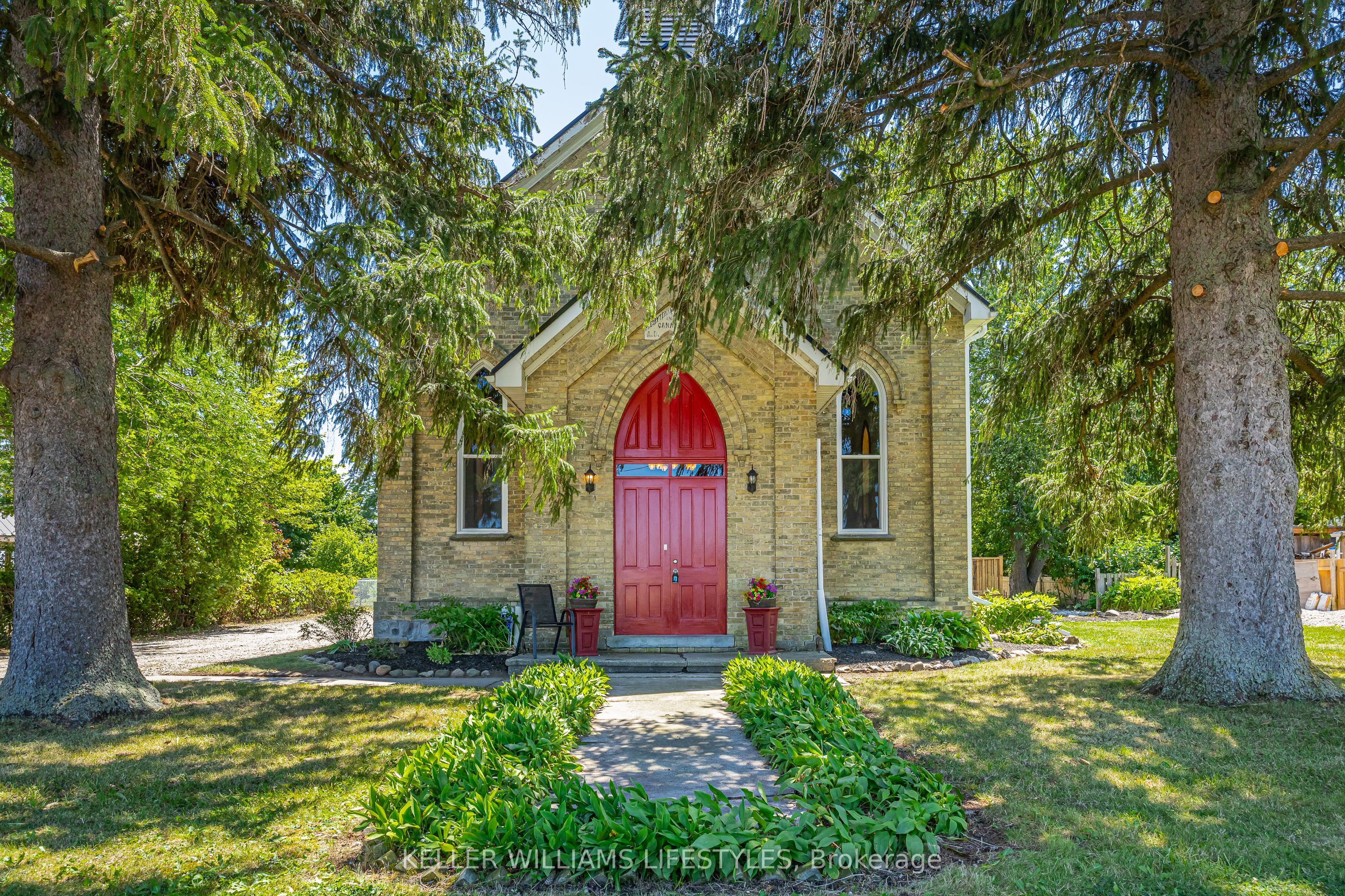 3229 McGillivray Drive, North Middlesex, ON N0M 2K0