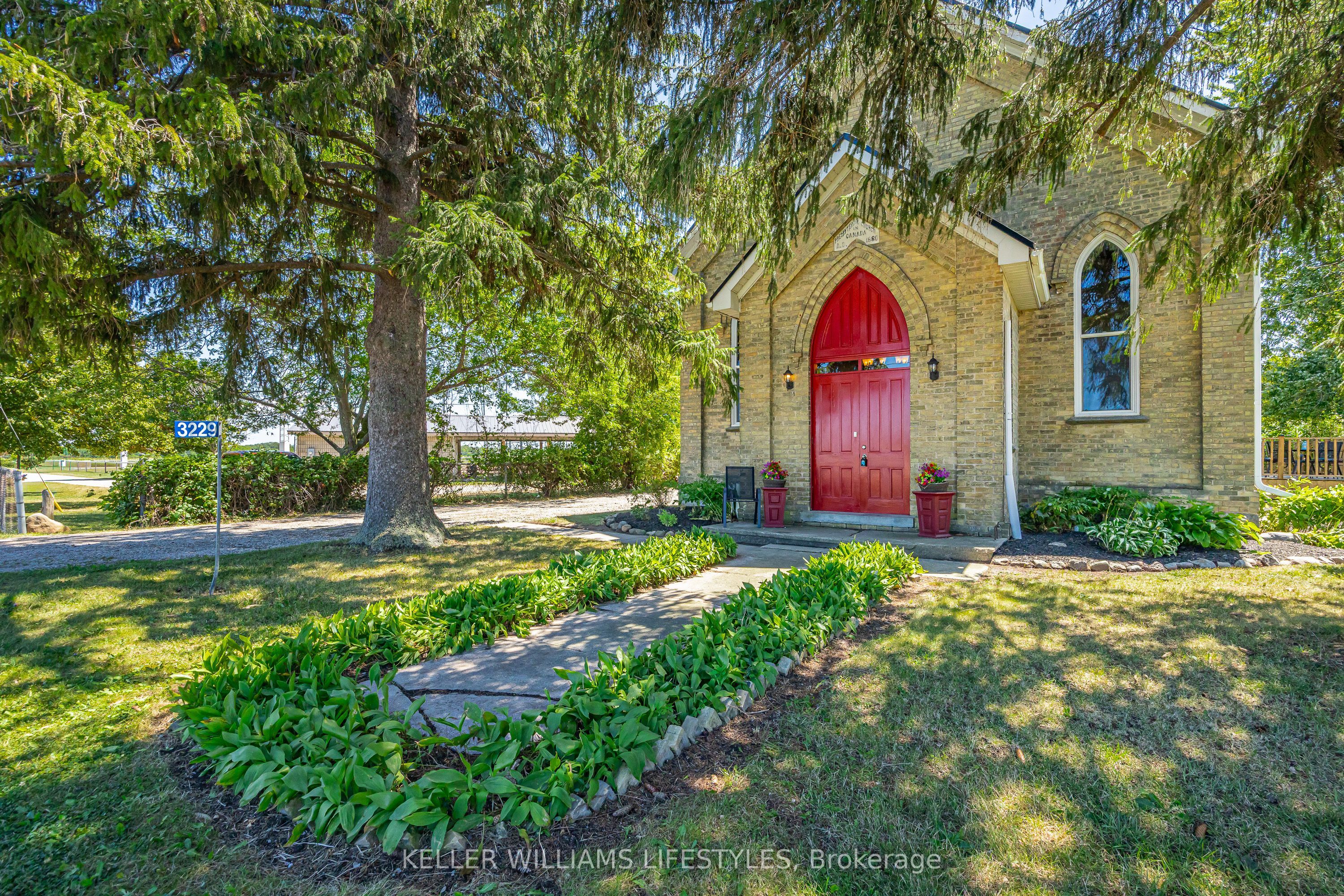 3229 McGillivray Drive, North Middlesex, ON N0M 2K0 photo 3