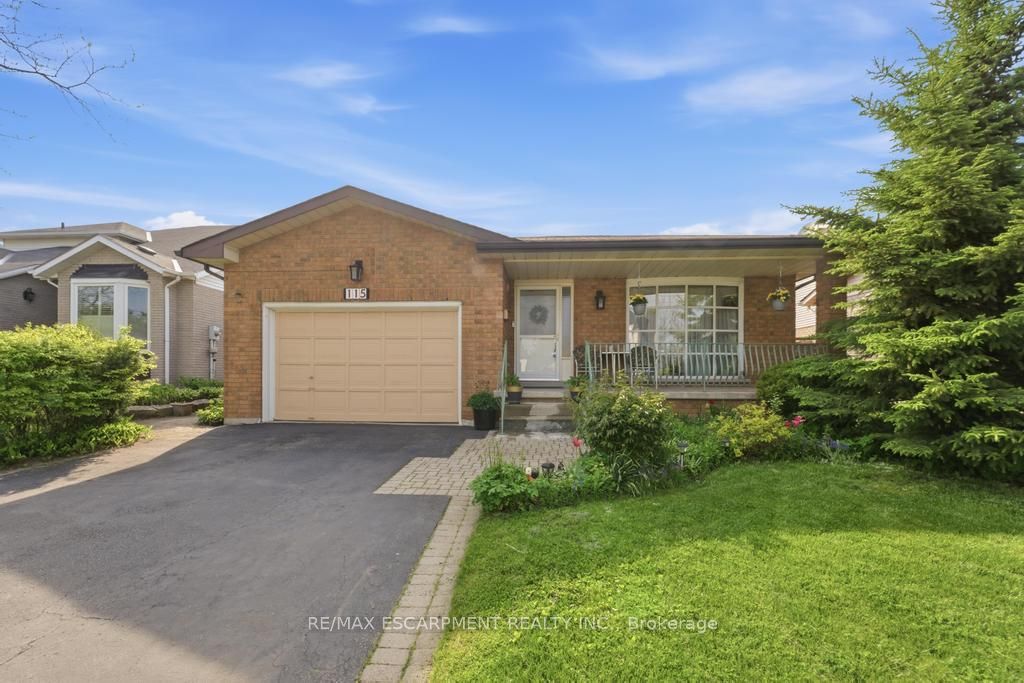 115 FIRST Road W, Hamilton, ON L8J 2S6