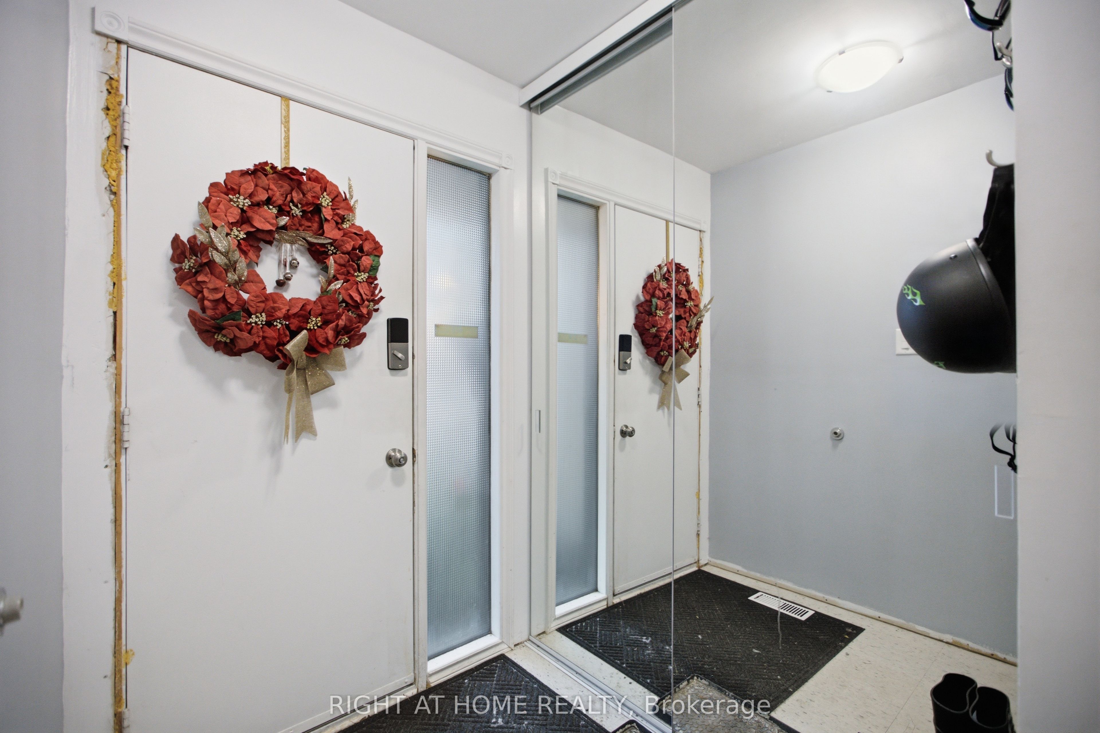 107 Castlefrank Road, Kanata, ON K2L 2Y1 photo 4