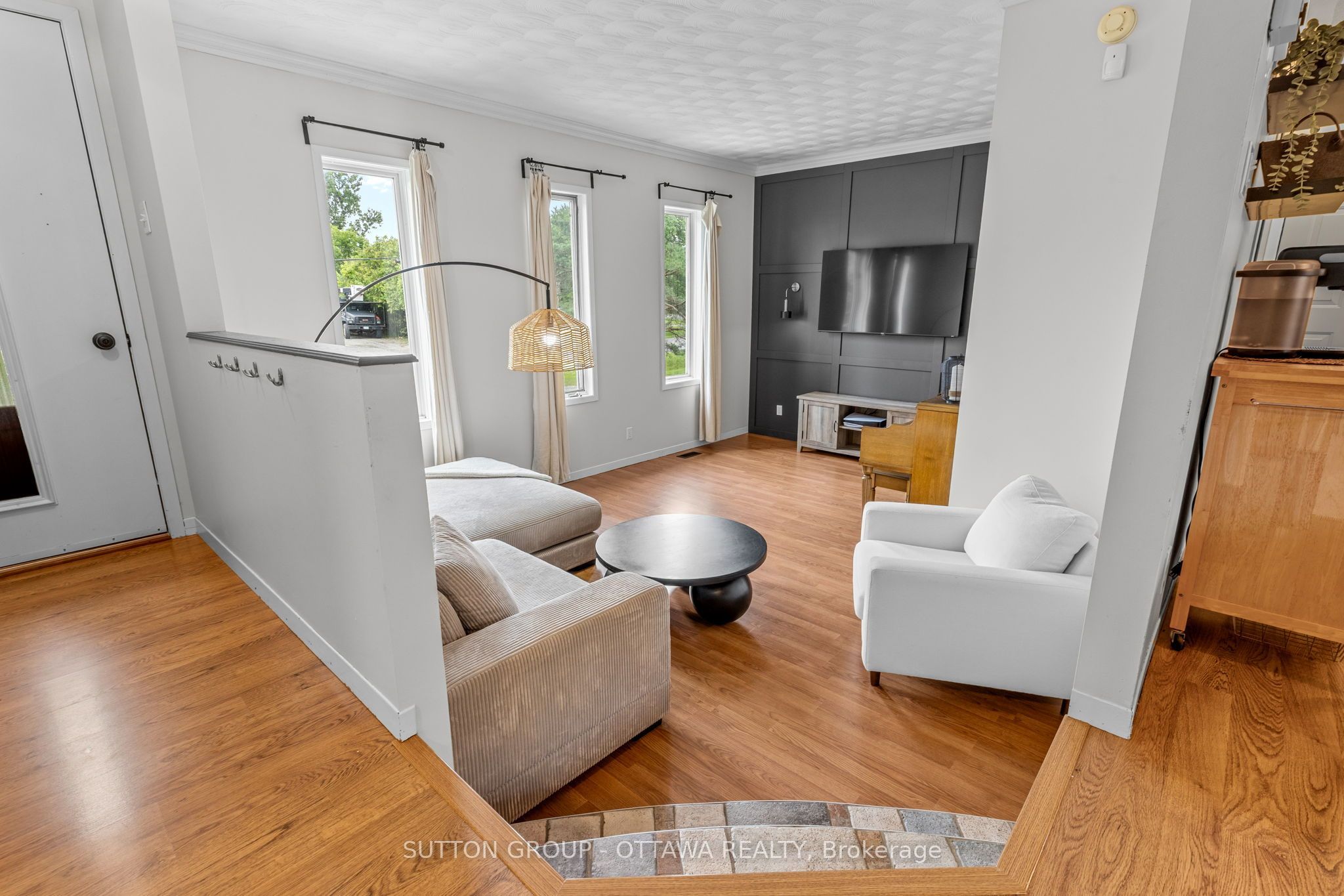 8097 Laurie Lane, Greely - Metcalfe - Osgoode - Vernon and Area, ON K0A 2P0 photo 3