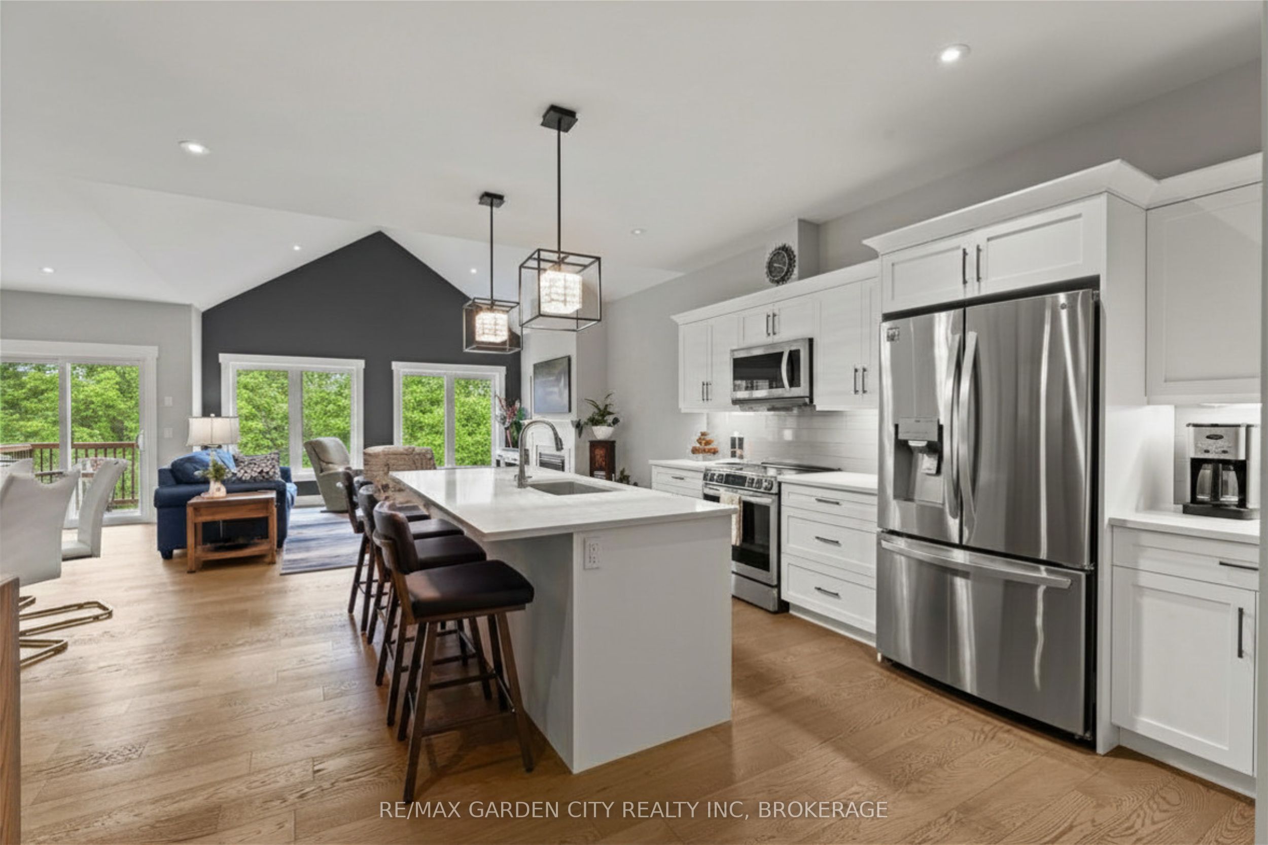 3573 Dominion Road 8, Fort Erie, ON L0S 1N0 photo 4